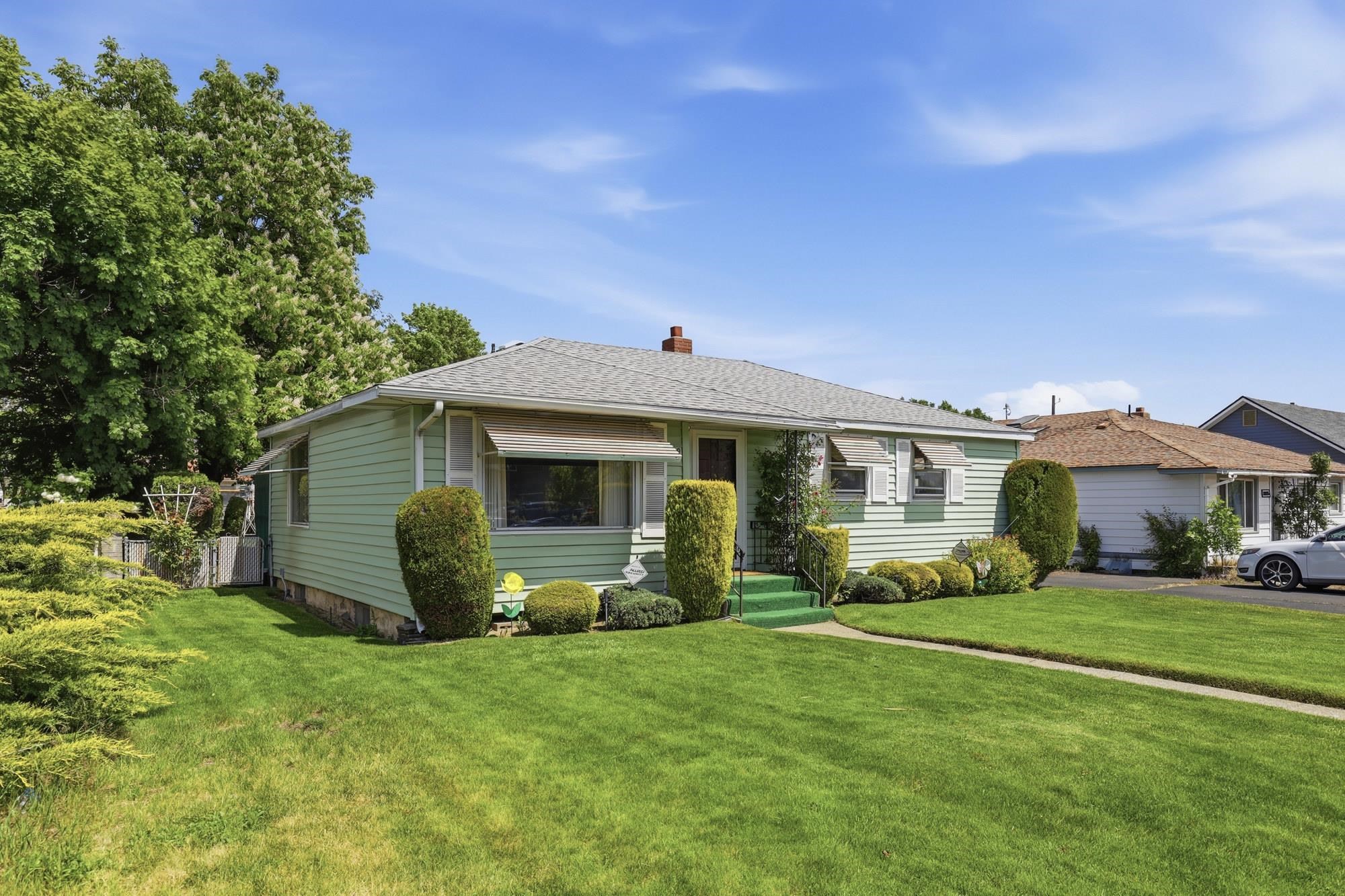 309 E NEBRASKA Ave - Photo 2