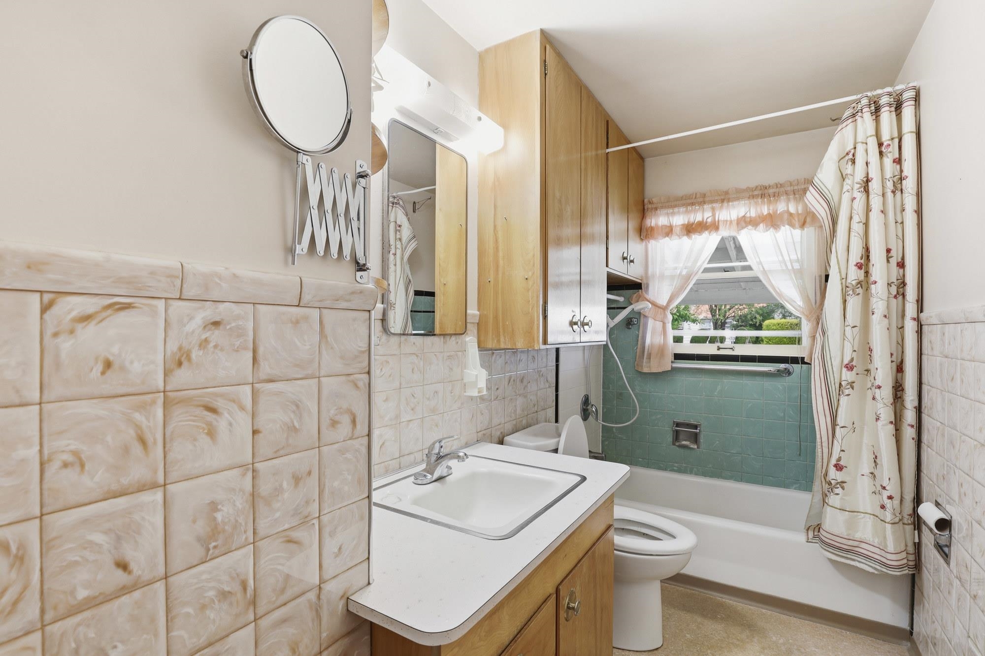 309 E NEBRASKA Ave - Photo 18