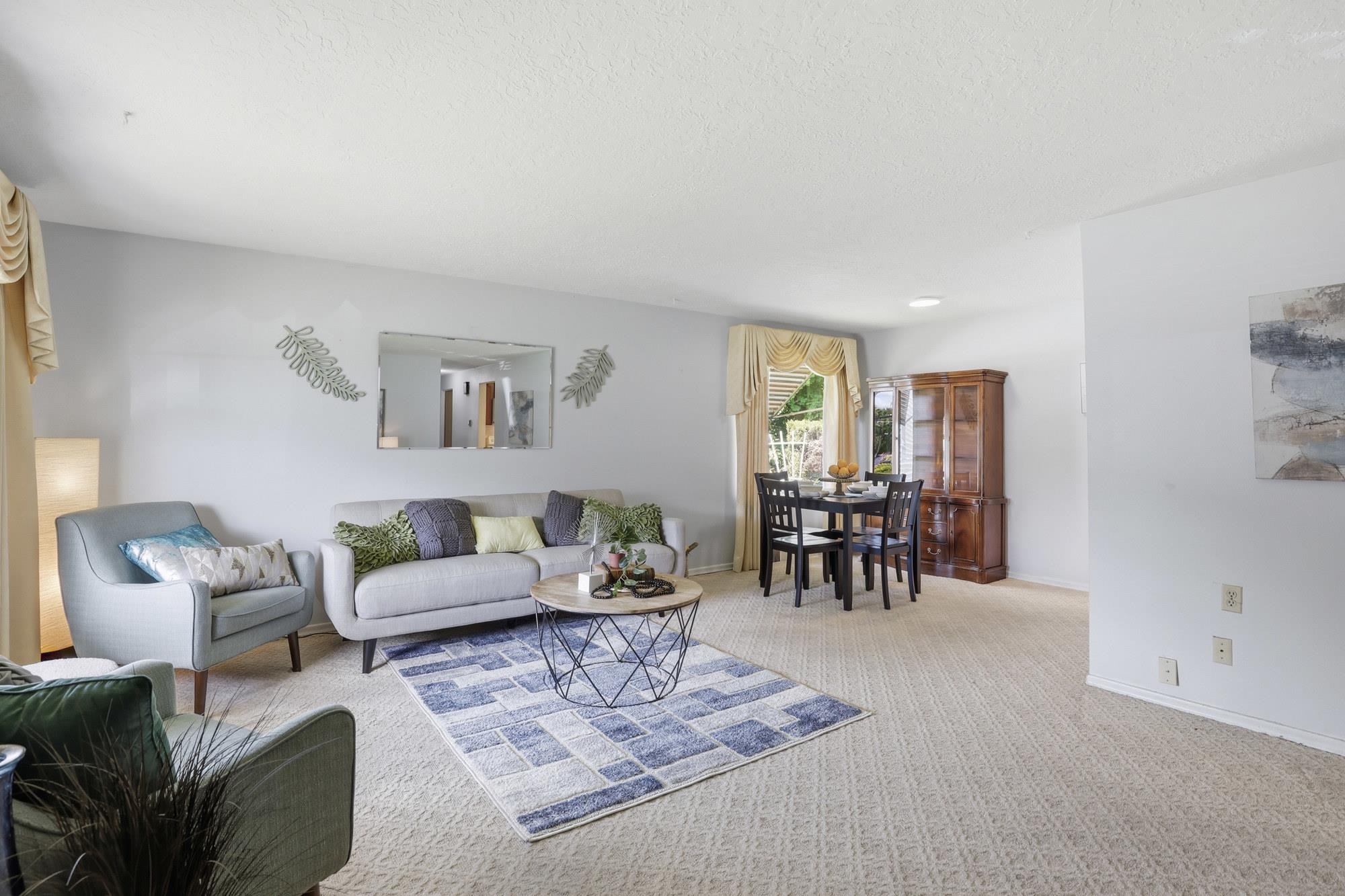 309 E NEBRASKA Ave - Photo 4