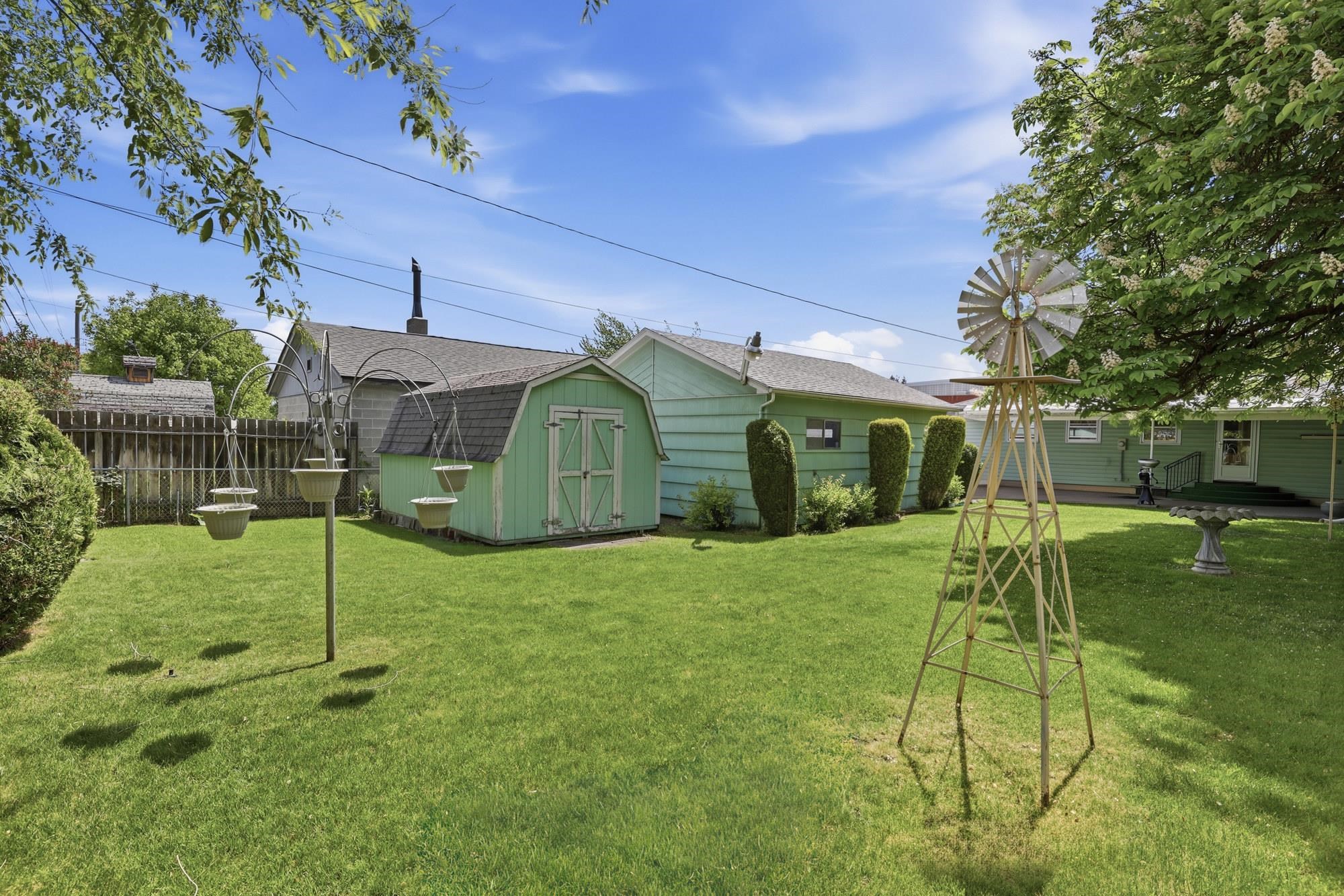 309 E NEBRASKA Ave - Photo 36