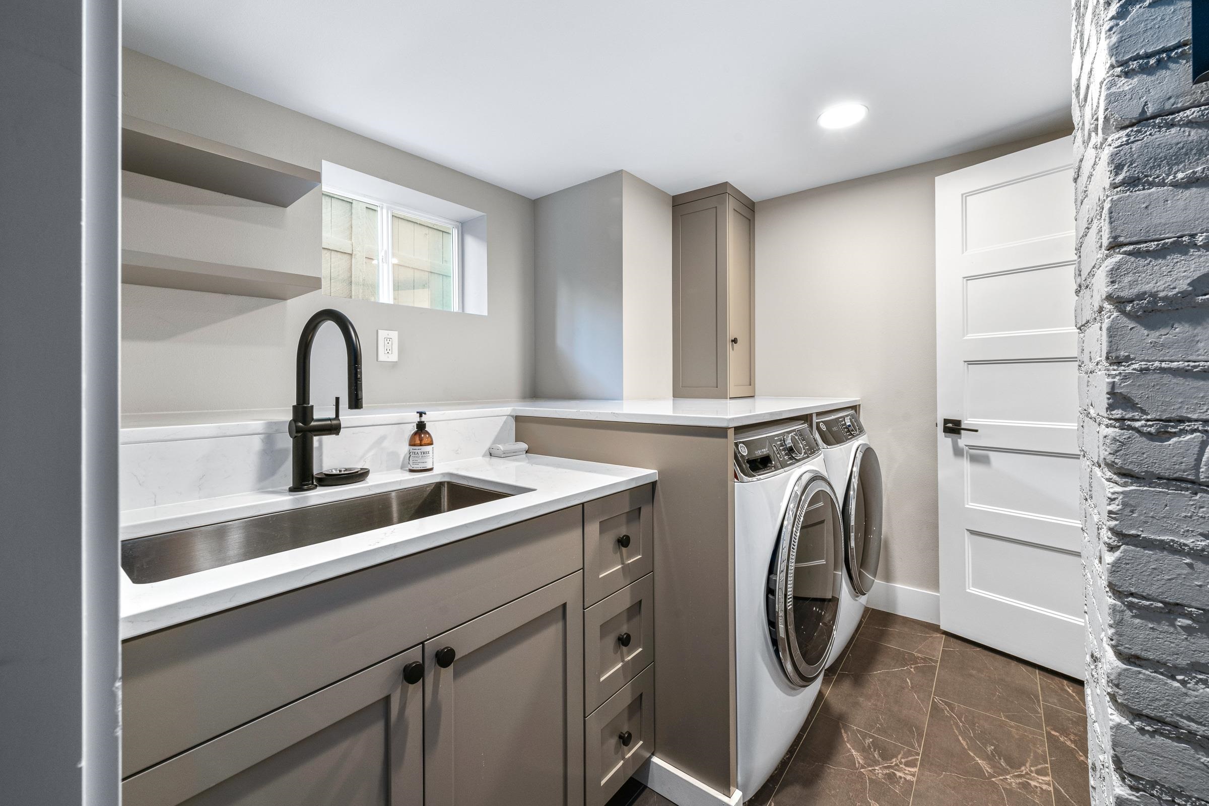2618 S RHYOLITE Rd - Photo 27