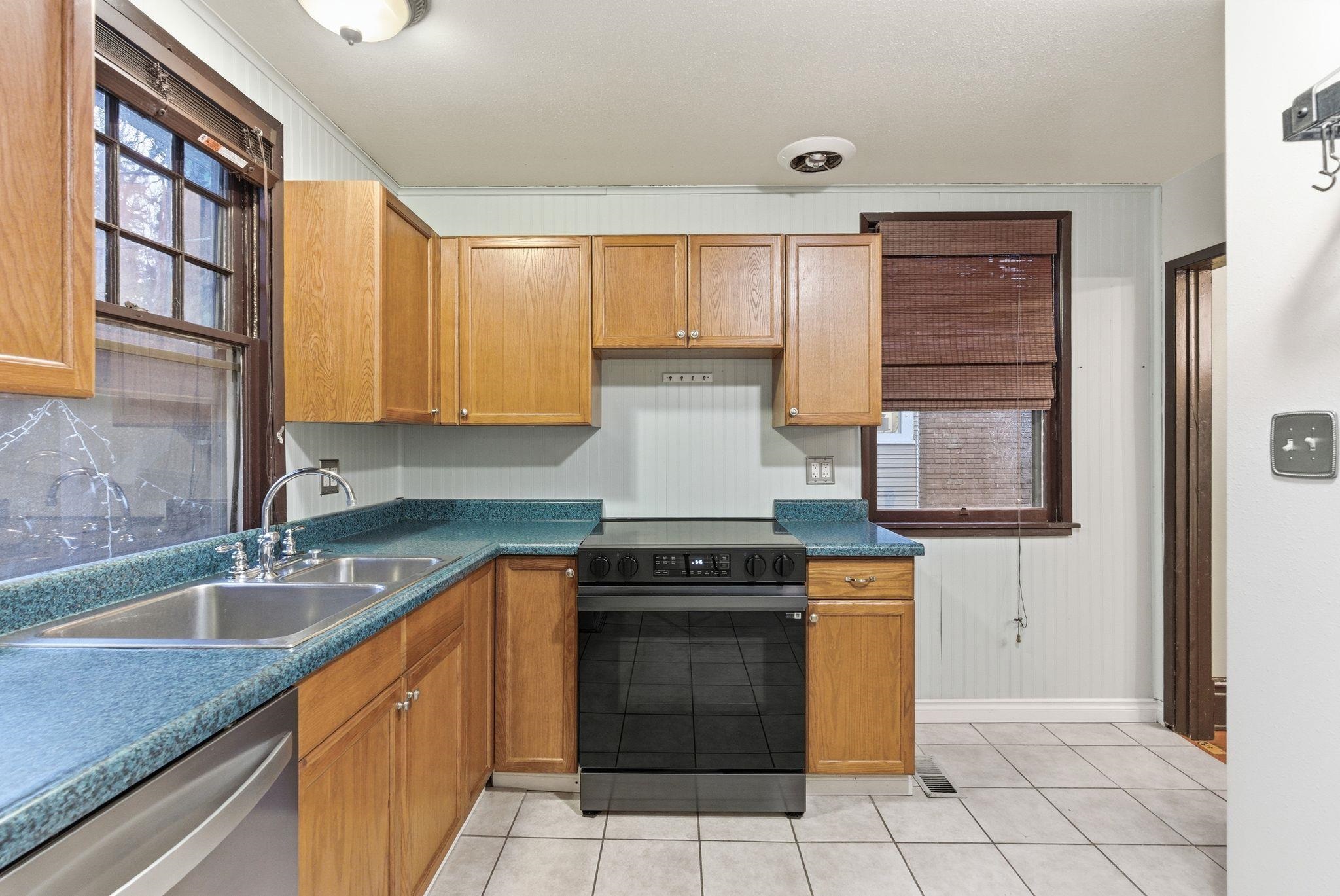 1311 E 16th Ave - Photo 12