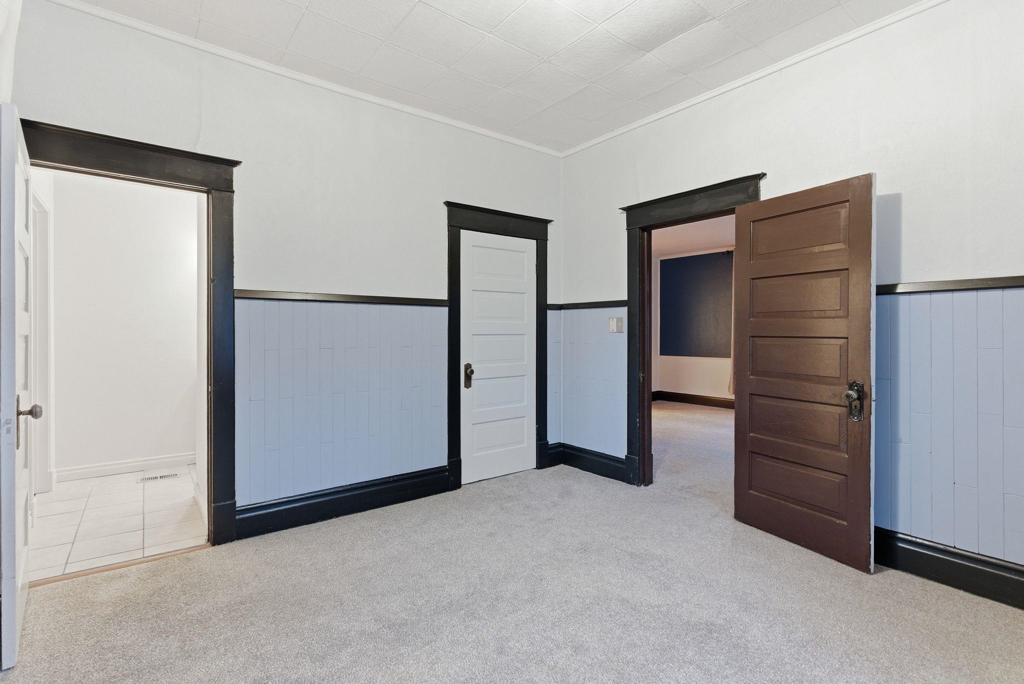 1311 E 16th Ave - Photo 18