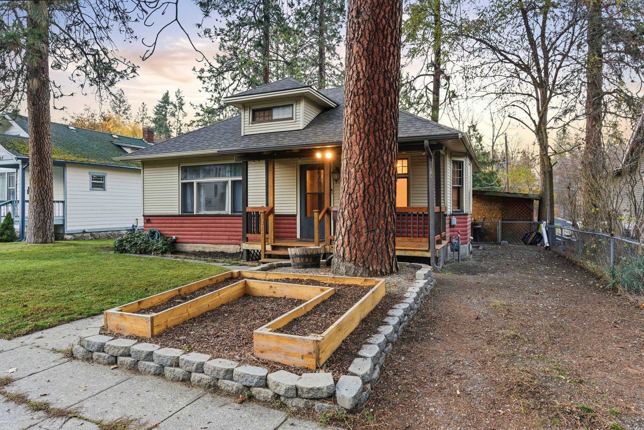 1311 E 16th Ave - Photo 3