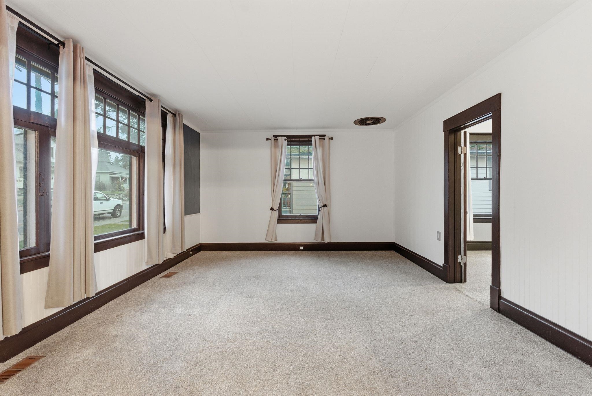 1311 E 16th Ave - Photo 9