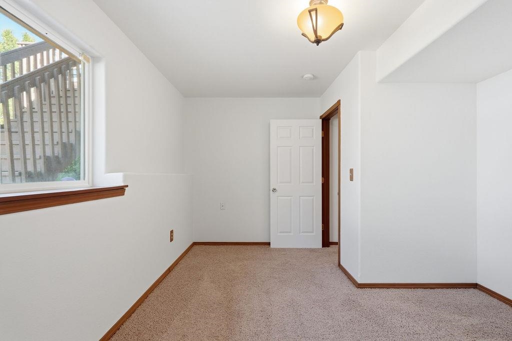 902 S Salish St - Photo 25