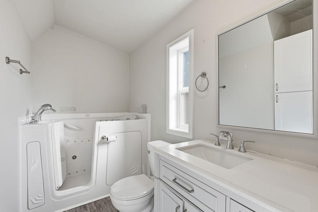 3231 W Boone Ave - Photo 16