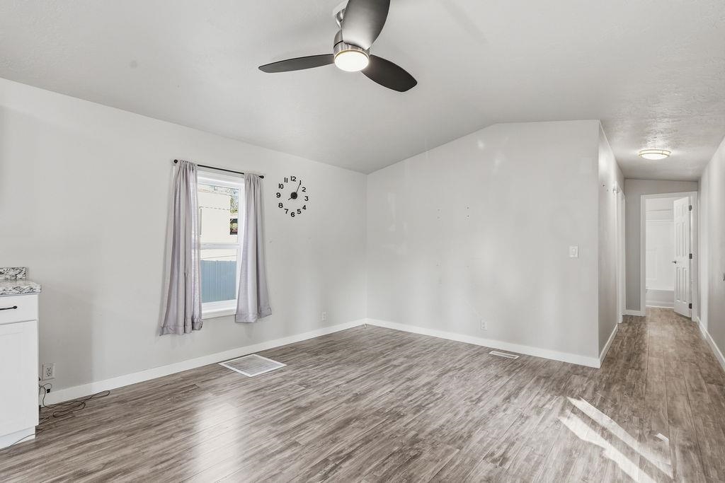 3231 W Boone Ave - Photo 5