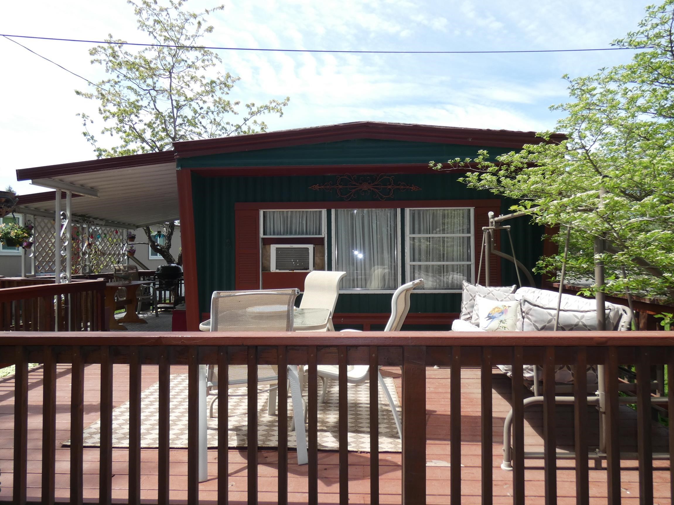 16021 W Badger Ln - Photo 1