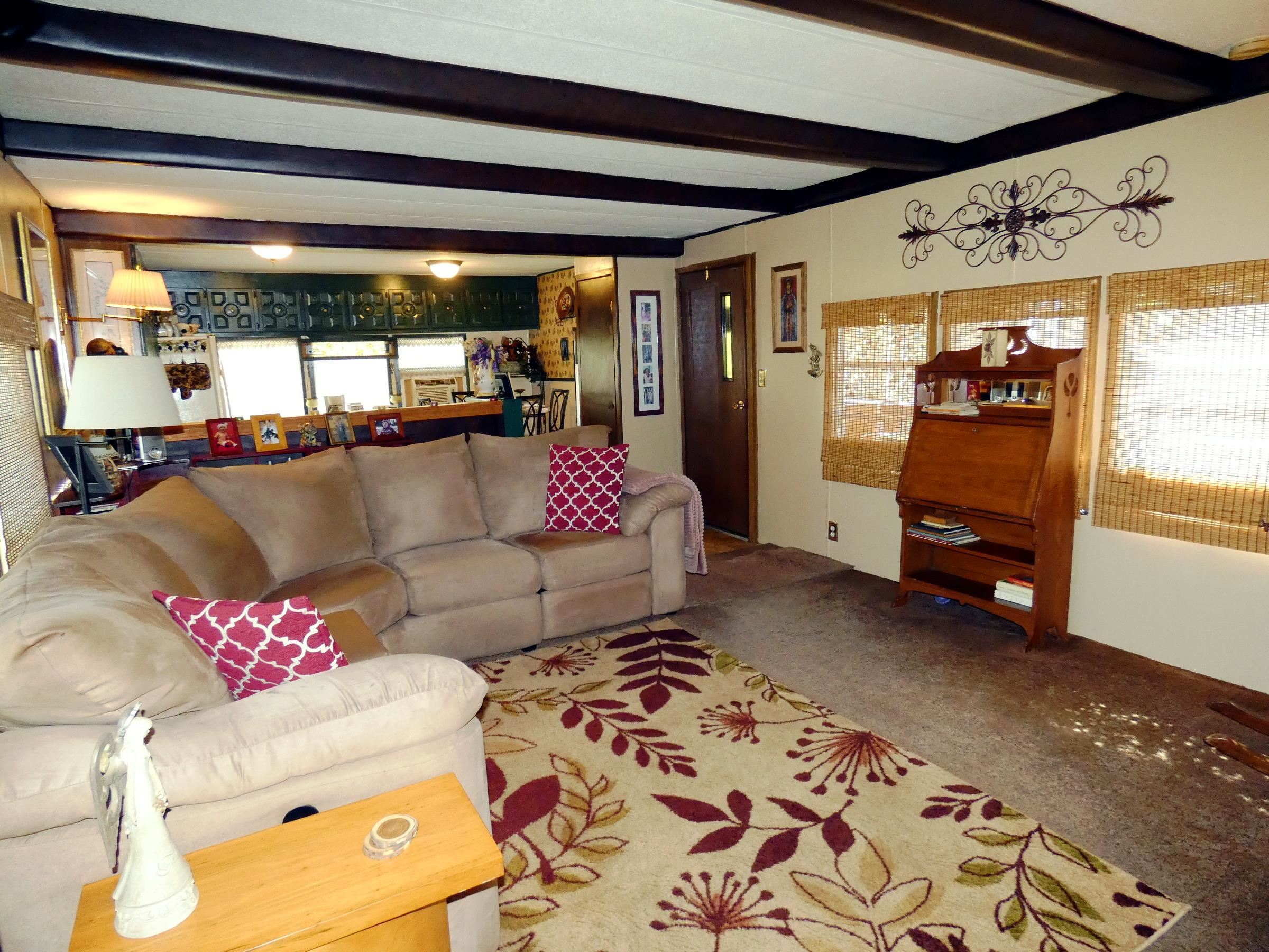 16021 W Badger Ln - Photo 11