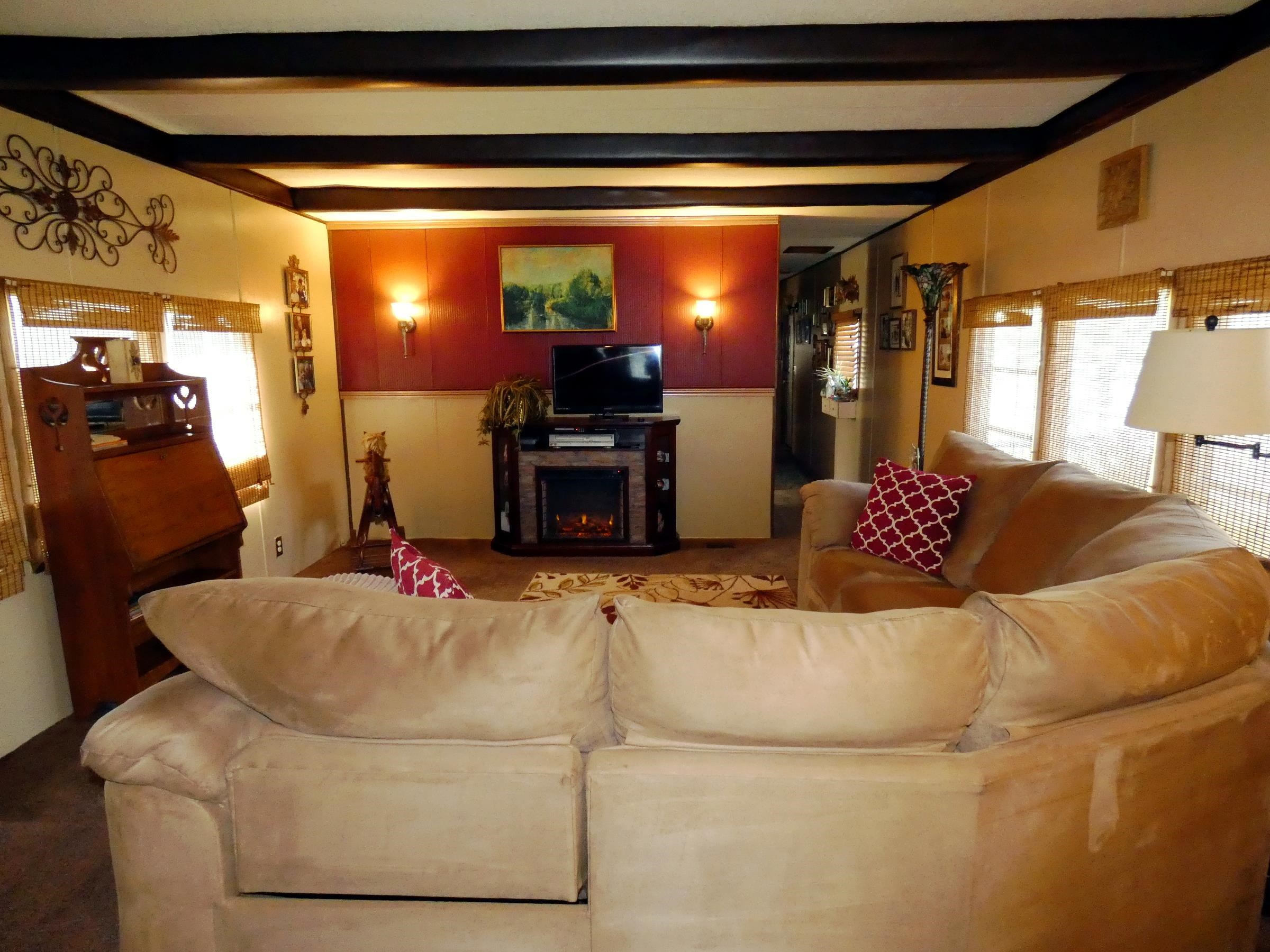 16021 W Badger Ln - Photo 13