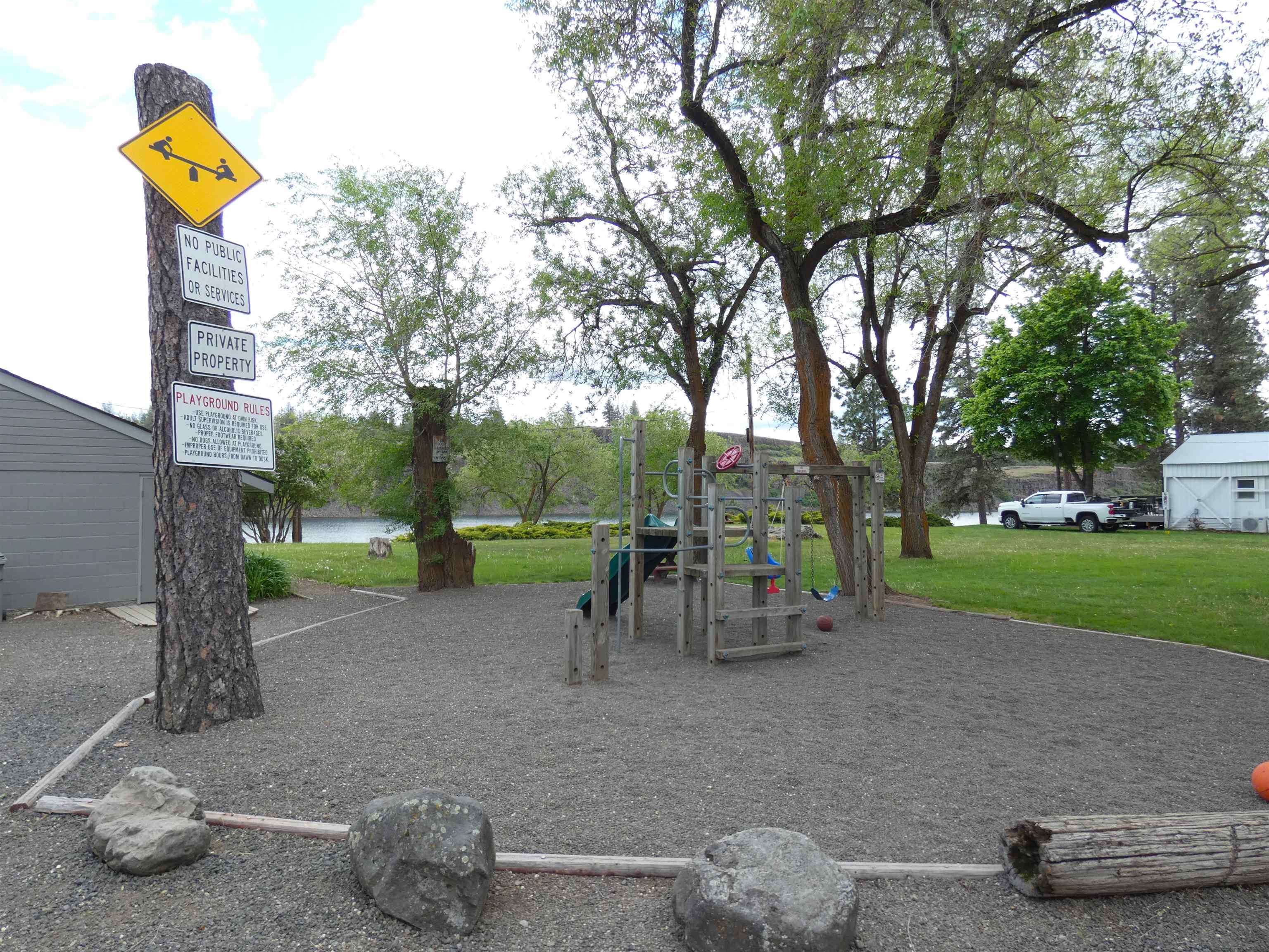 16021 W Badger Ln - Photo 35