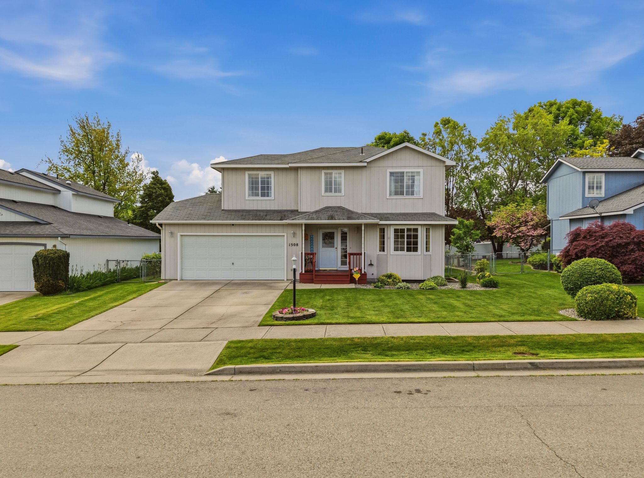 1508 E Sharpsburg Ave - Photo 1