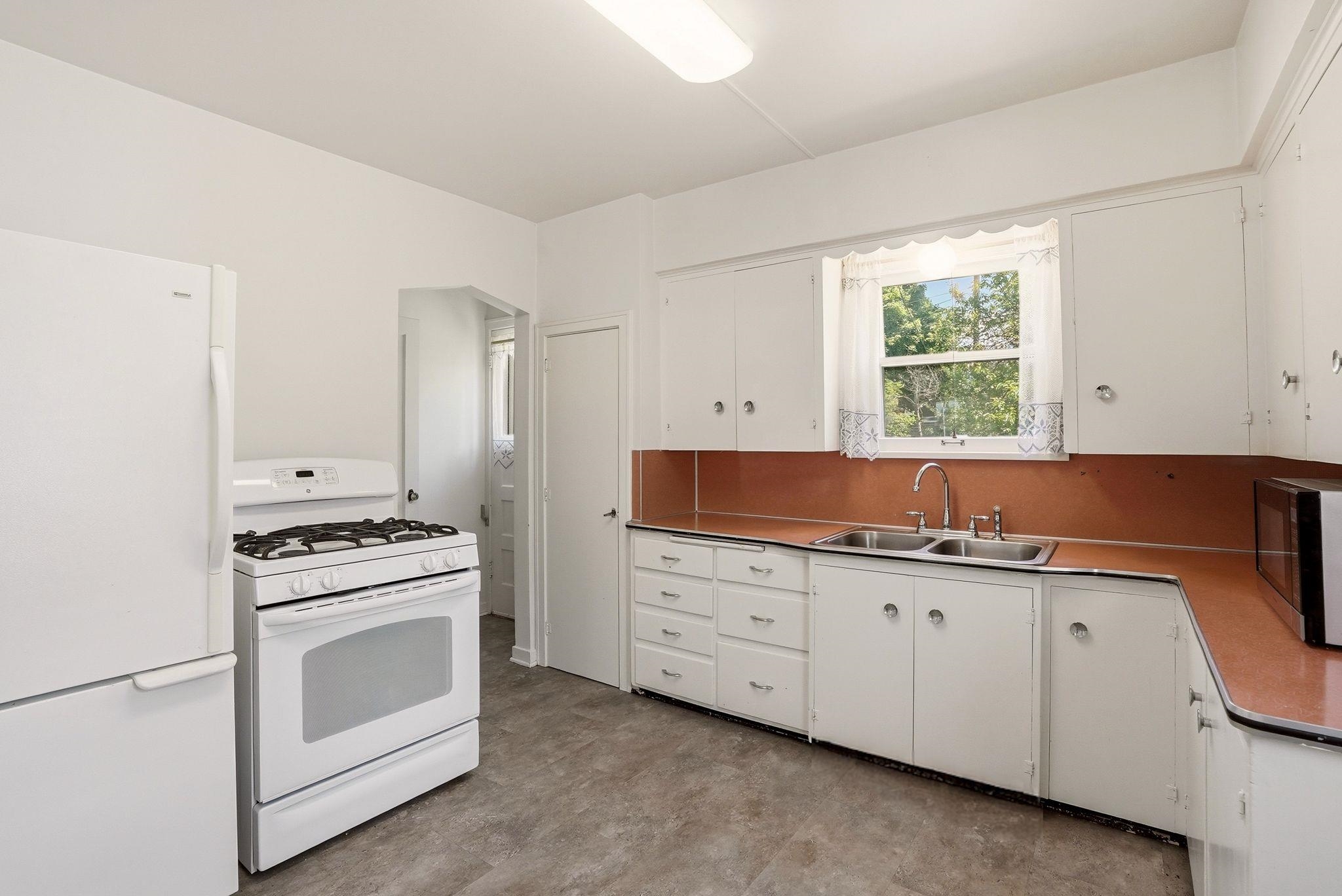 2611 S Monroe St - Photo 11