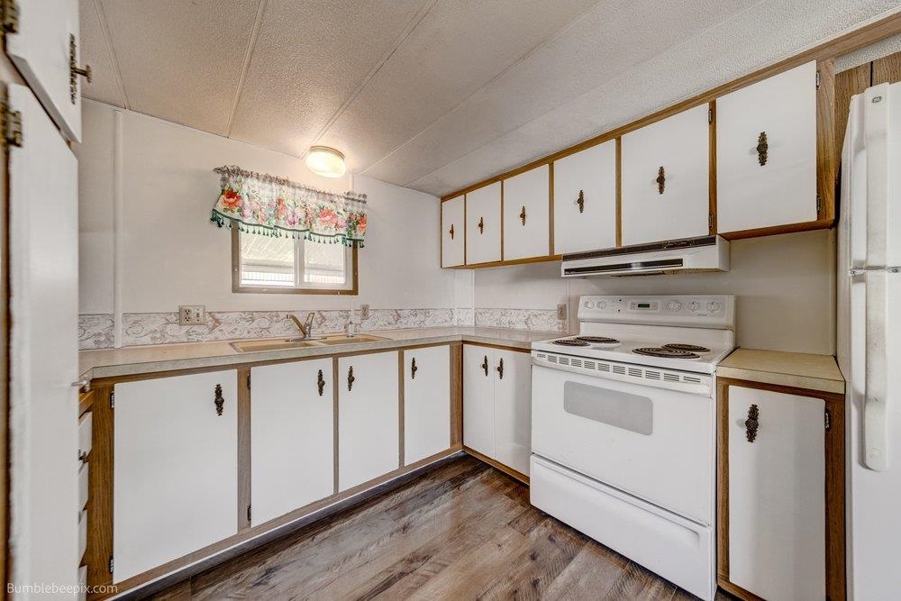 6300 E 2nd Ave - Photo 8