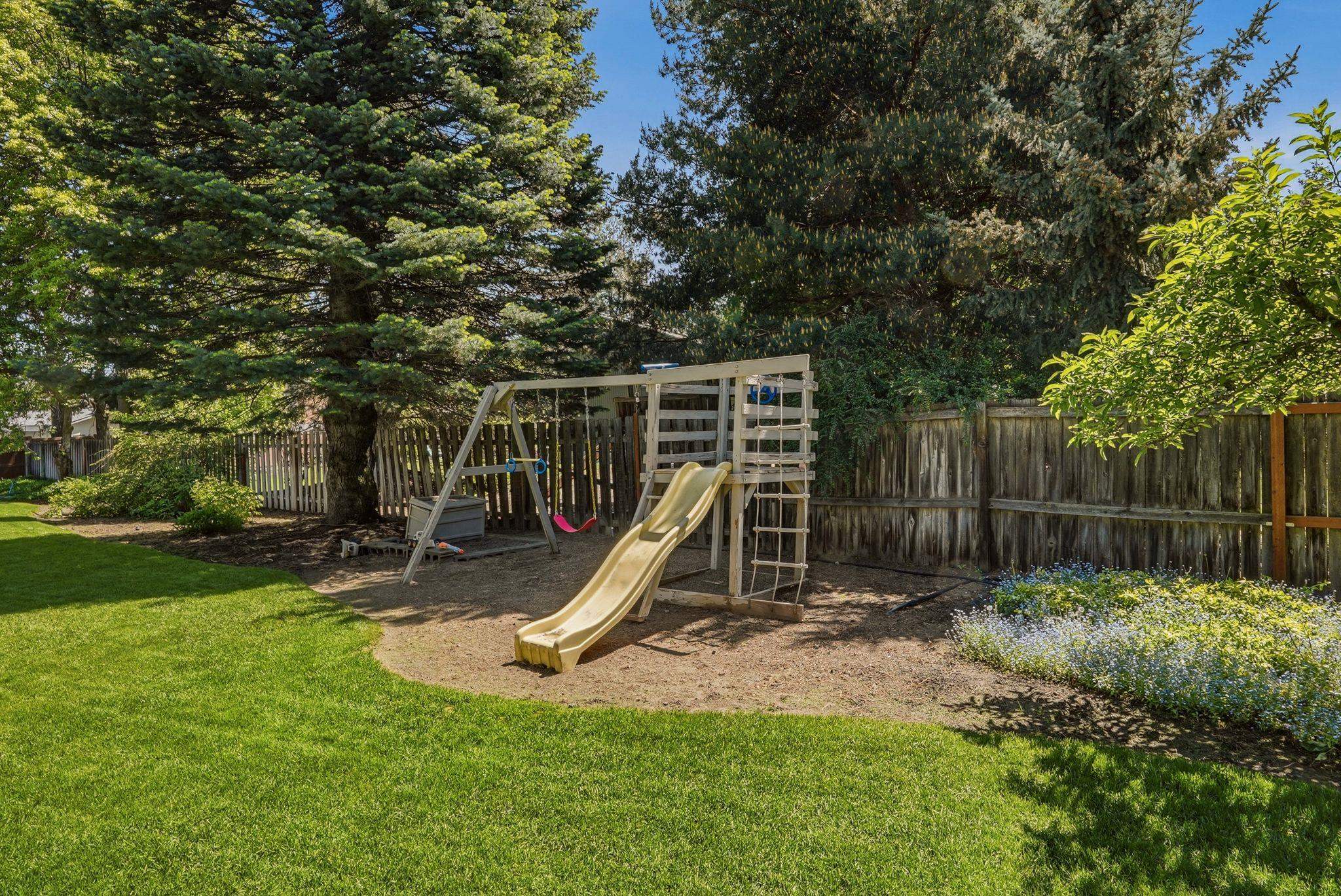 3116 E 62nd Ave - Photo 35