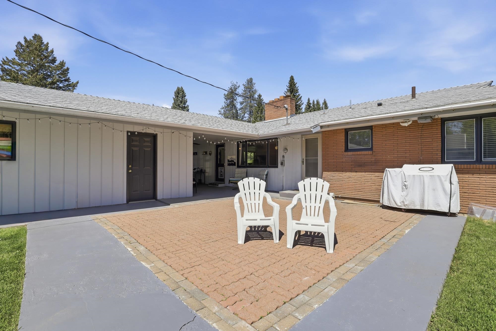 704 E Crawford Ave - Photo 33