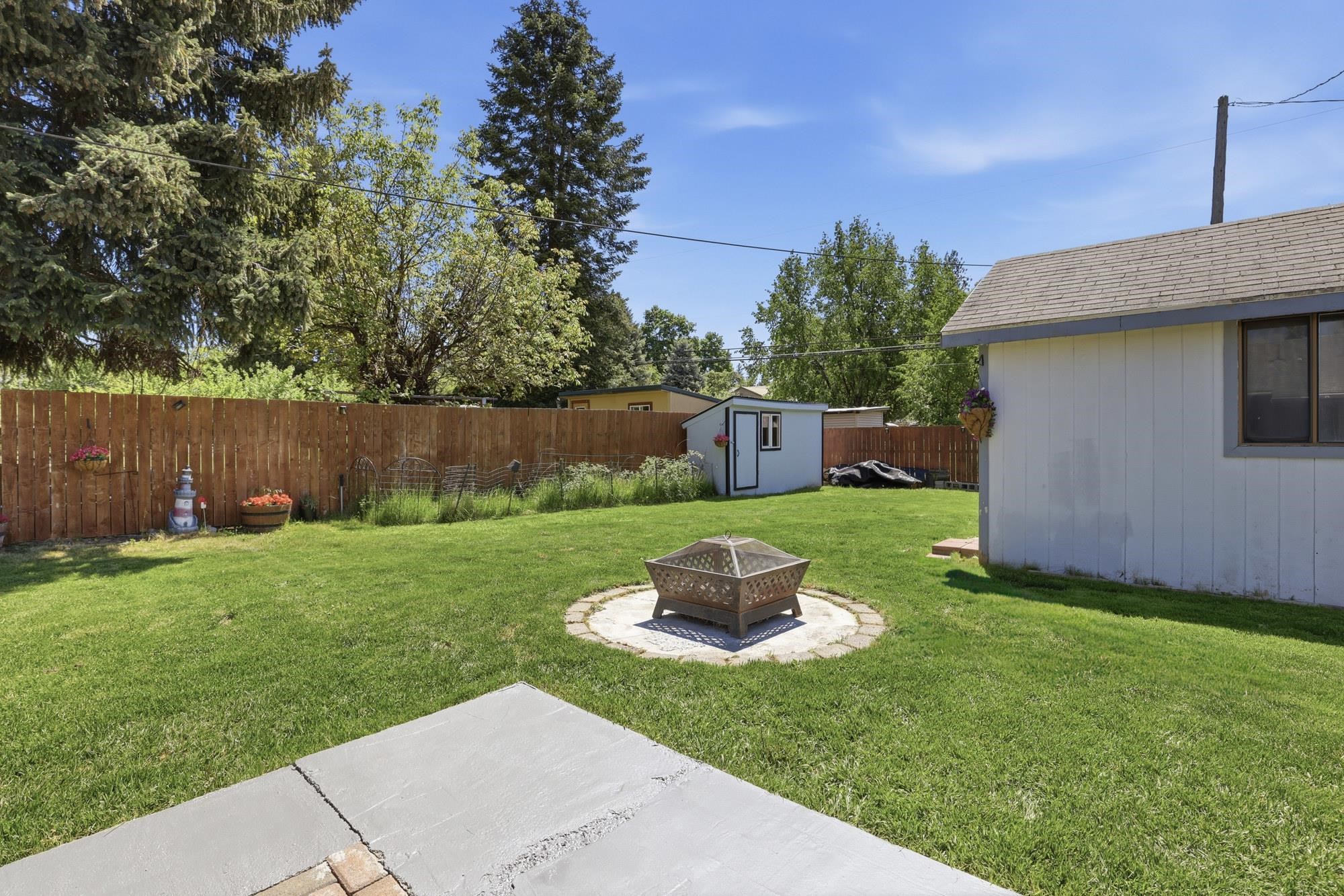 704 E Crawford Ave - Photo 34