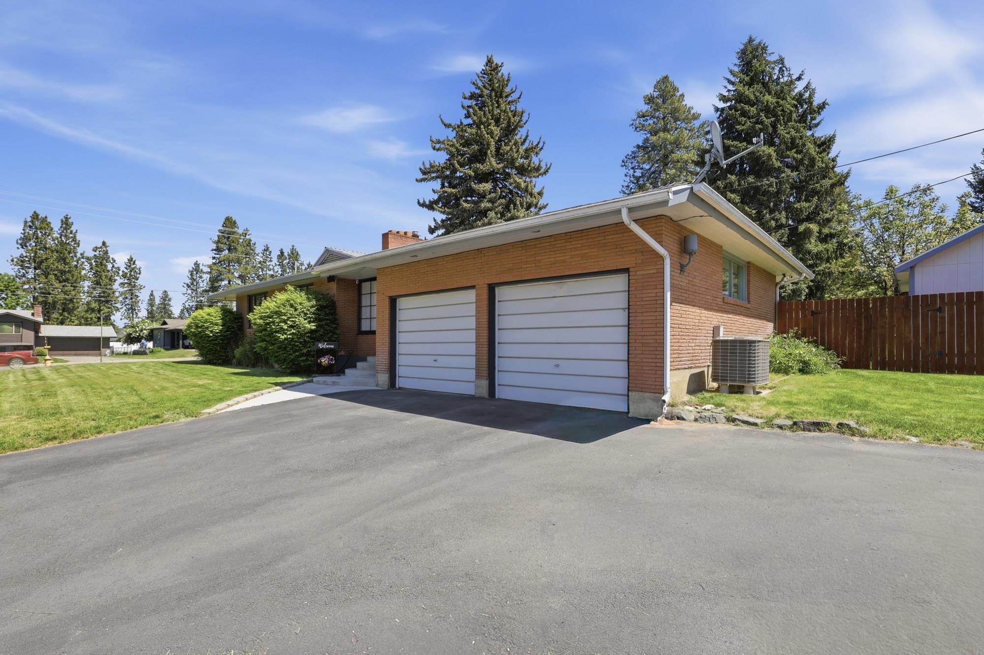 704 E Crawford Ave - Photo 38