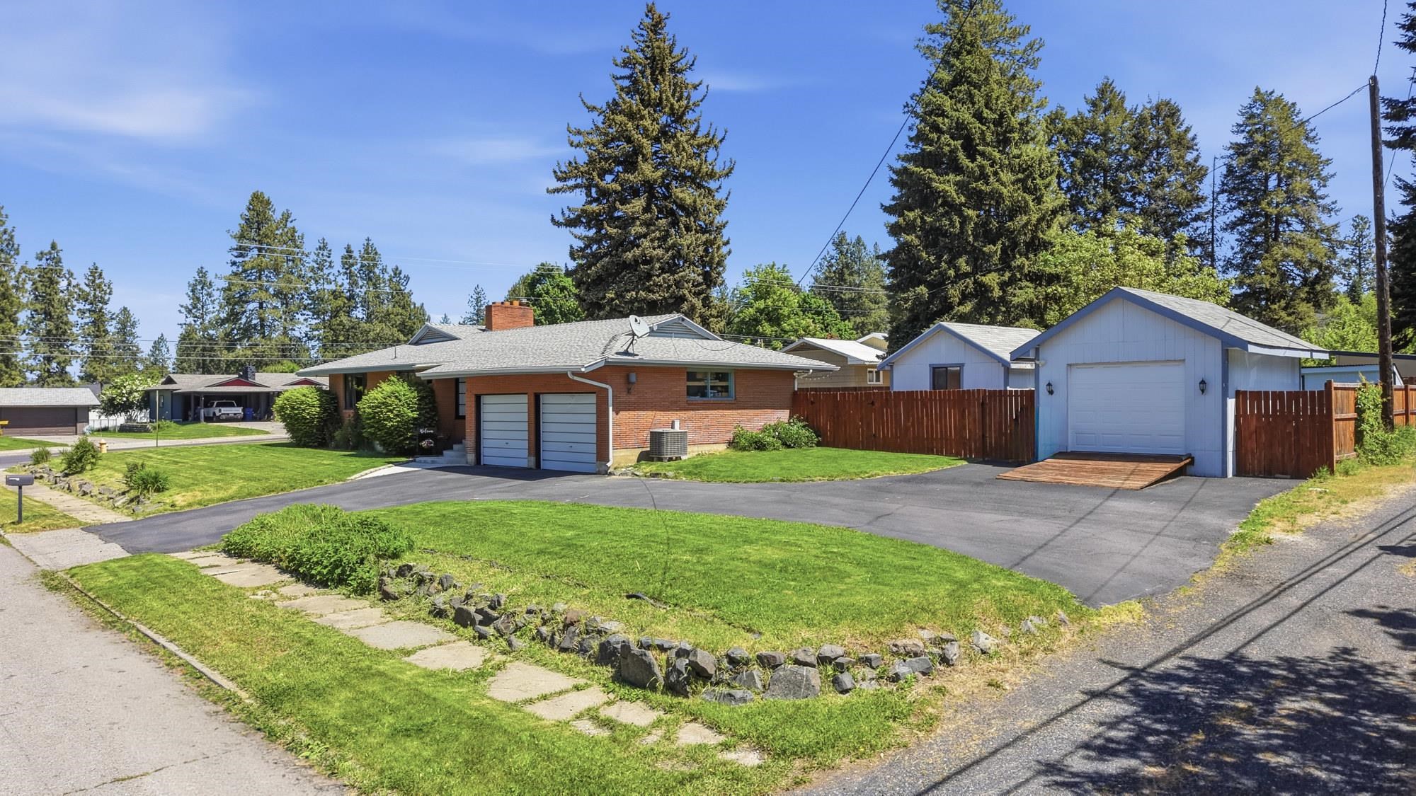704 E Crawford Ave - Photo 39