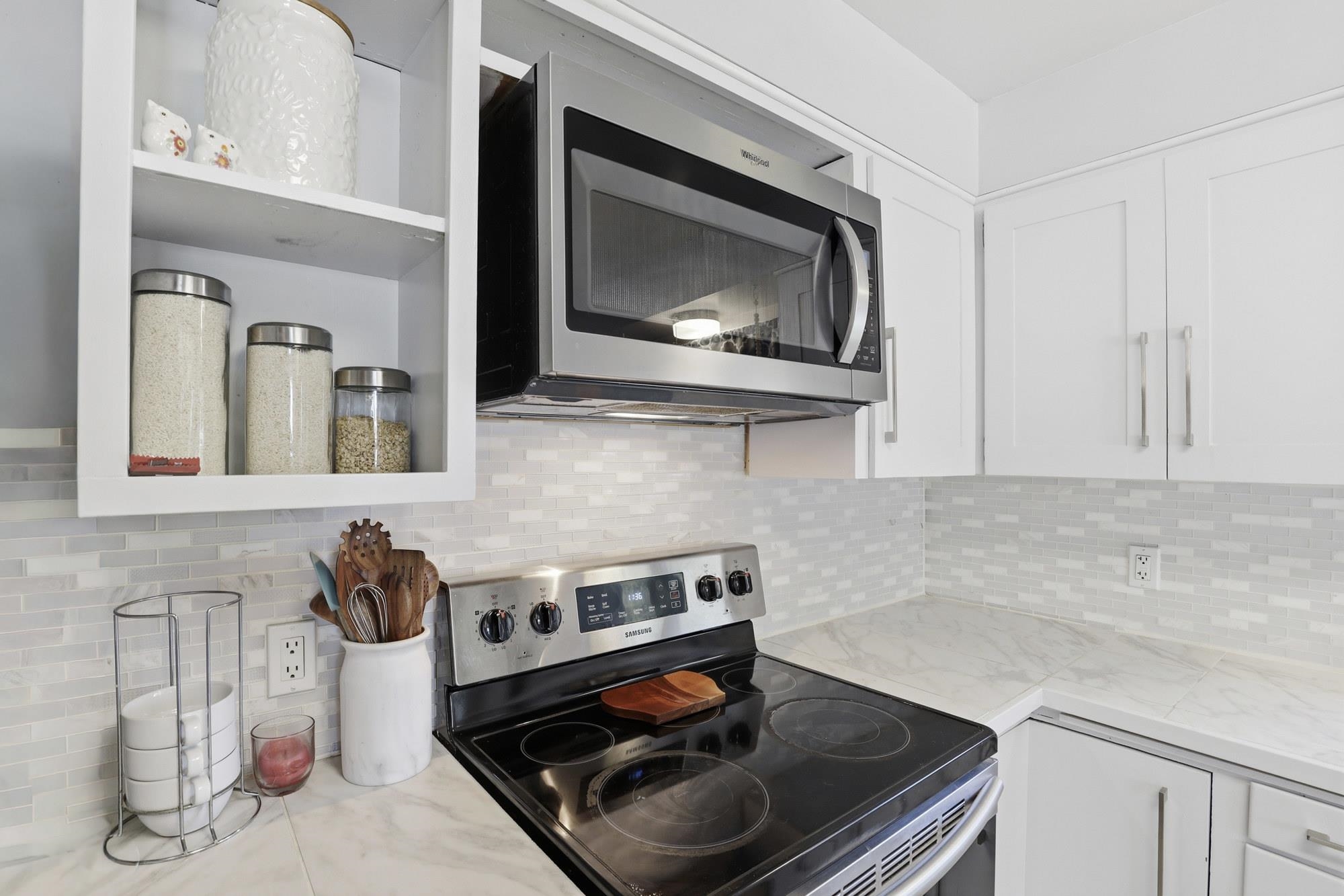 704 E Crawford Ave - Photo 6