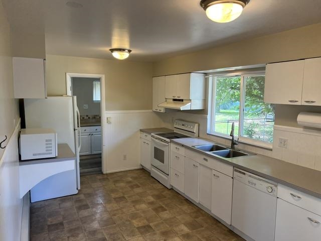 13411 E Boone Ave - Photo 9