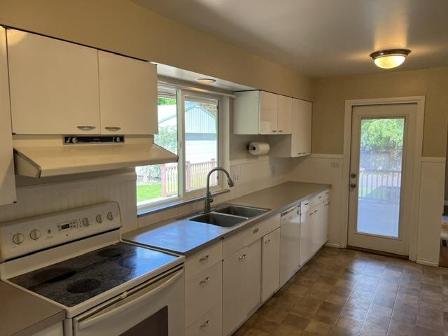 13411 E Boone Ave - Photo 10