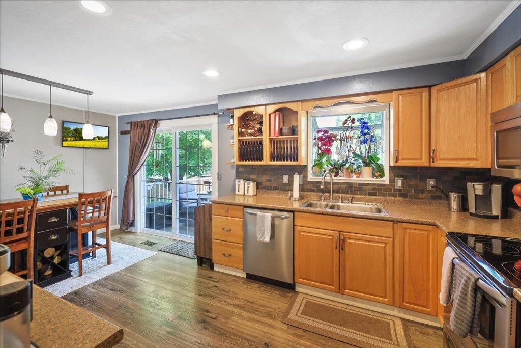 14409 E Sunnyside Dr - Photo 11
