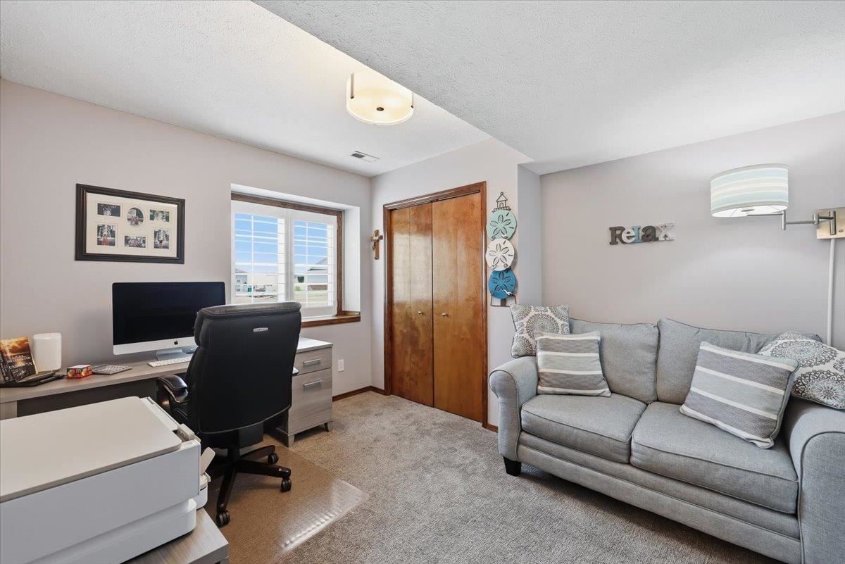 8310 N Forest Ct - Photo 20
