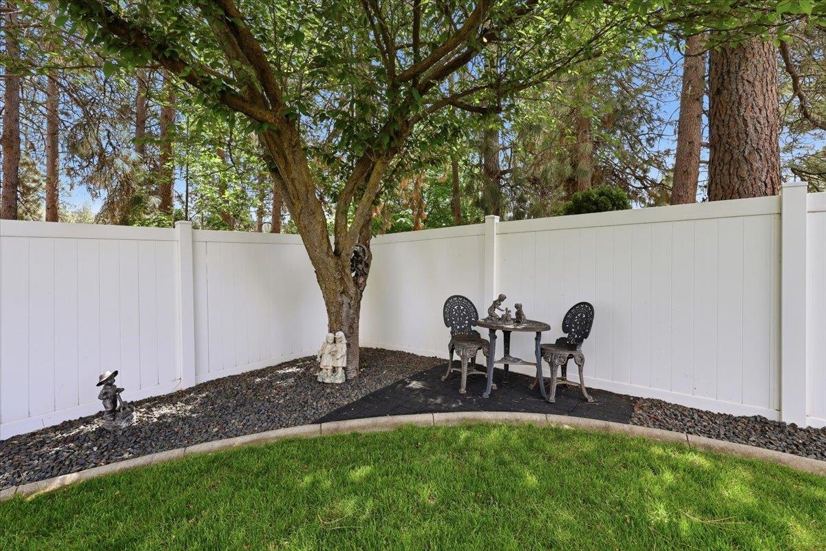 8310 N Forest Ct - Photo 40