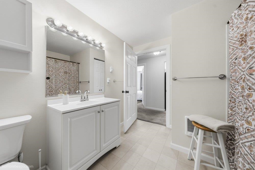 202 E Weile Ave - Photo 19