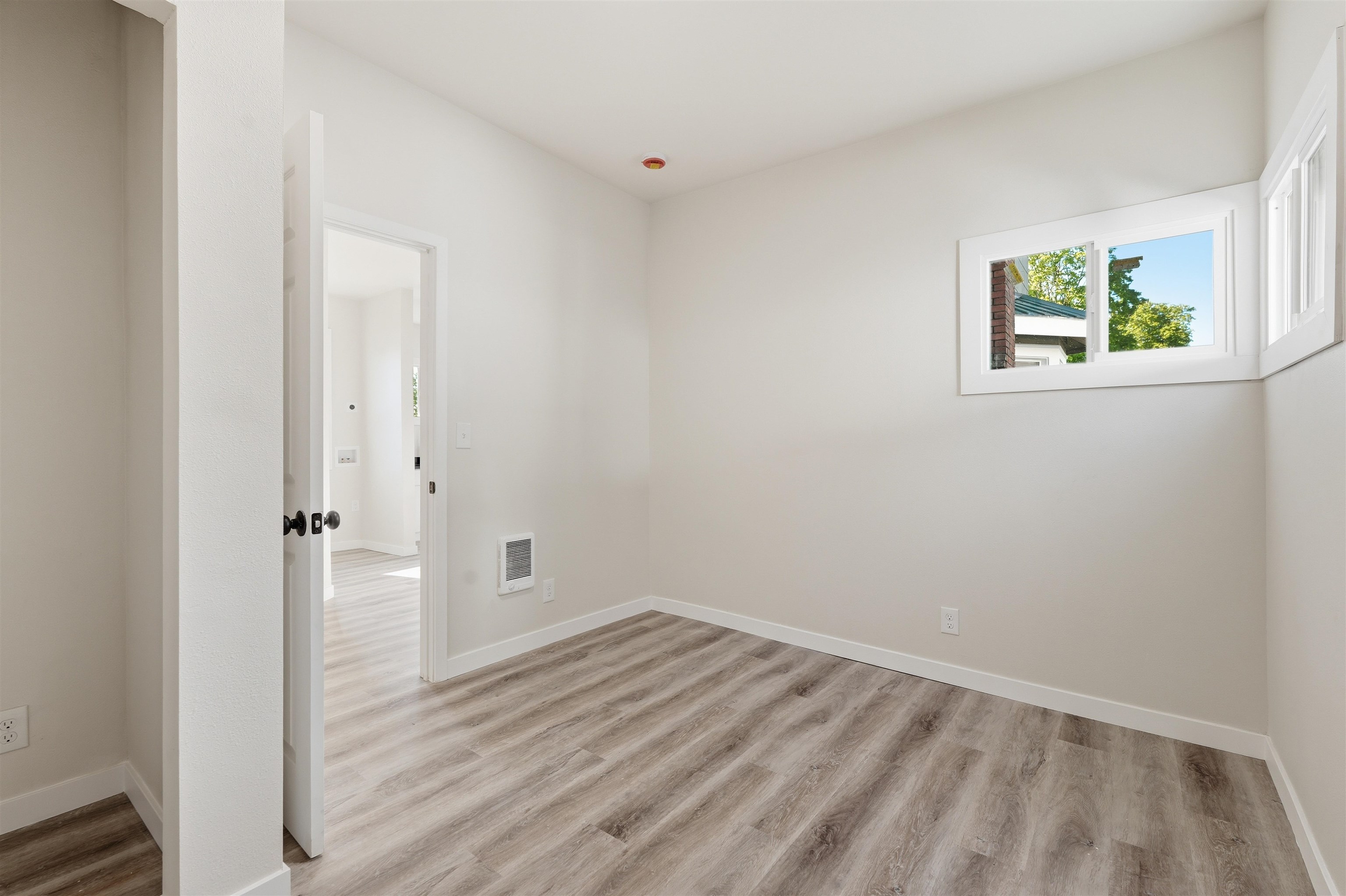 1418 E Pacific Ave - Photo 22