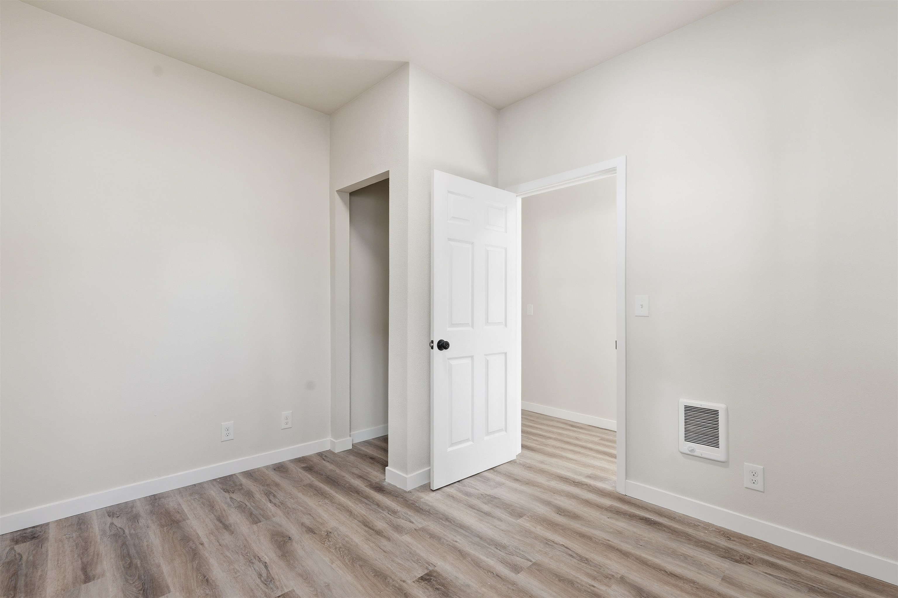 1418 E Pacific Ave - Photo 23