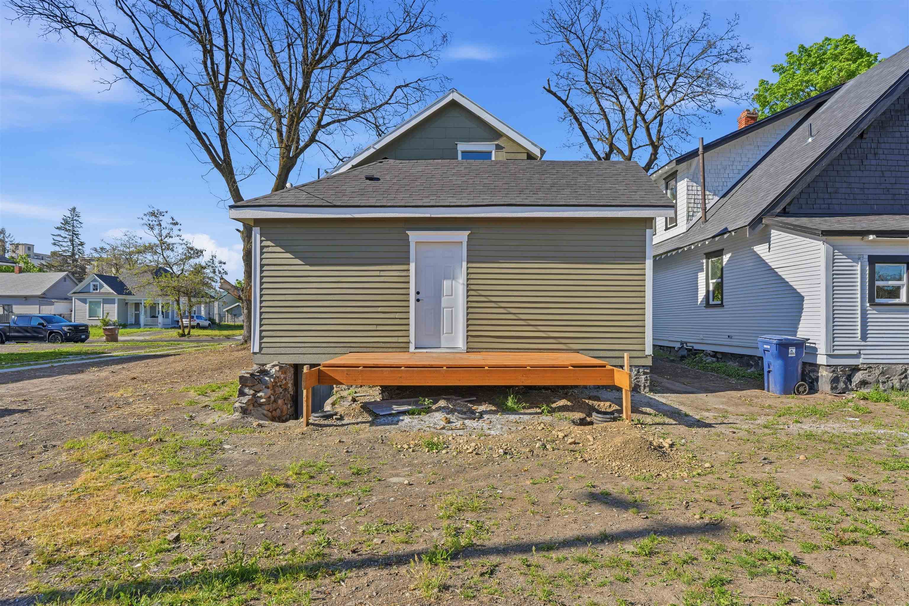 1418 E Pacific Ave - Photo 30