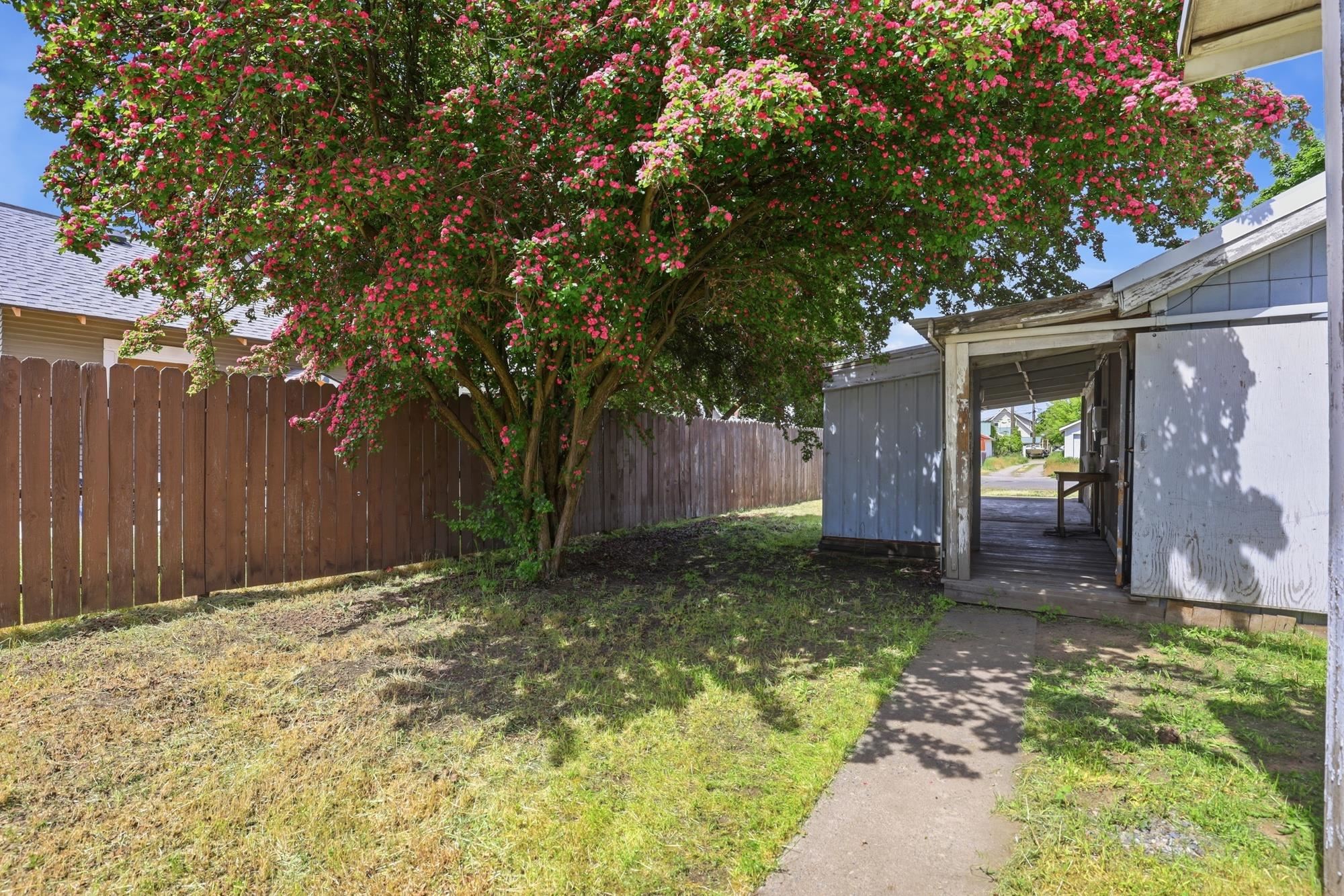 1314 E Montgomery Ave - Photo 15
