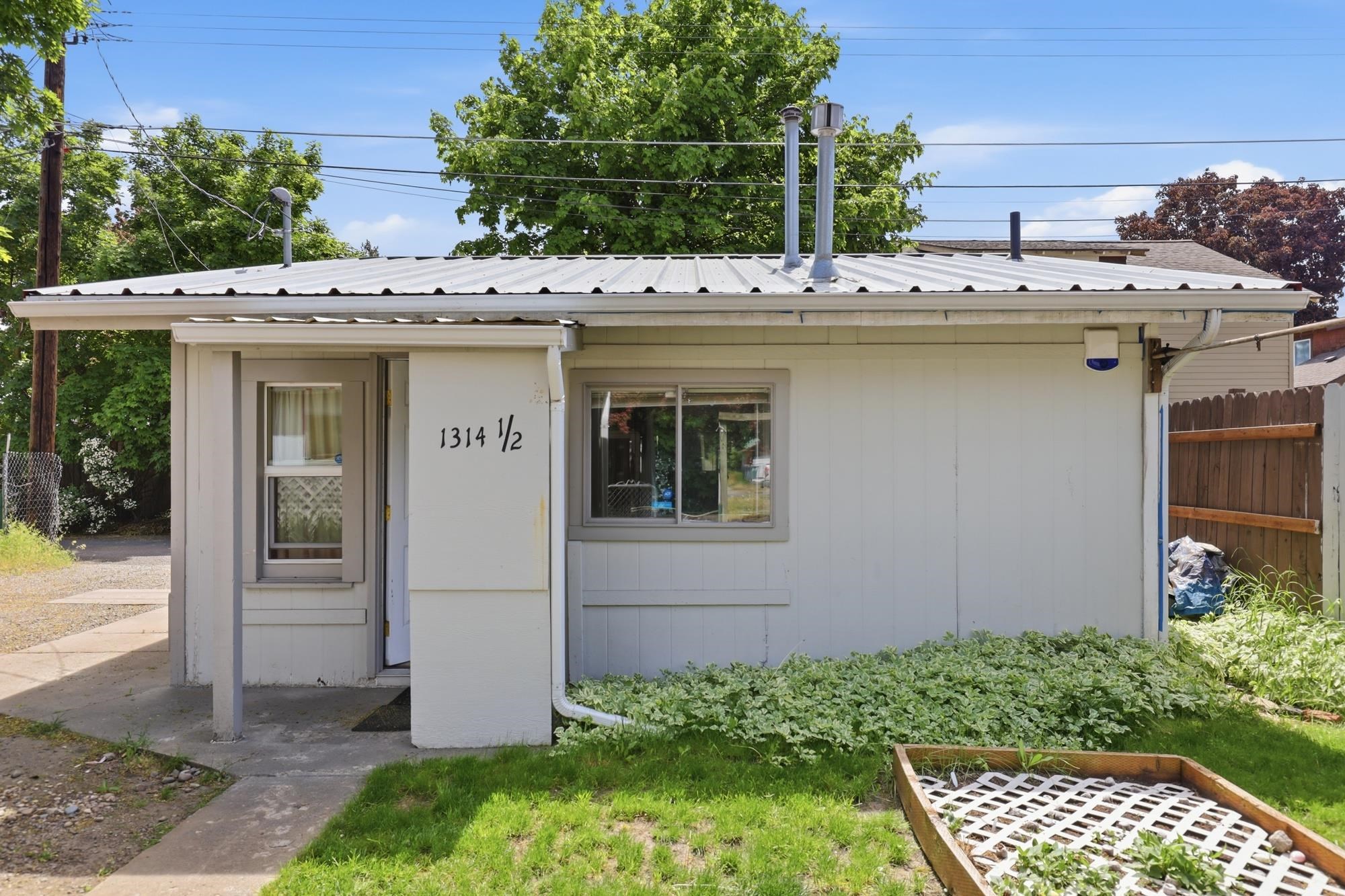 1314 E Montgomery Ave - Photo 17