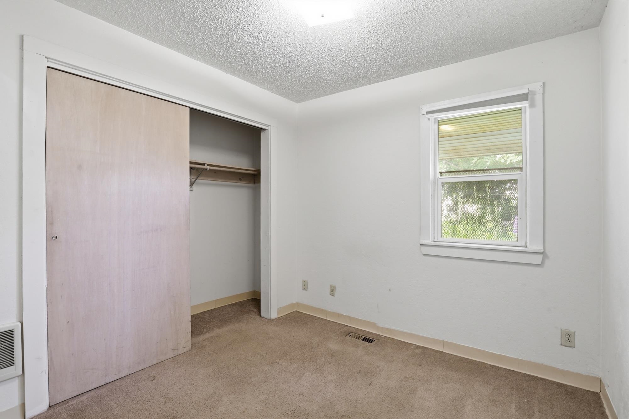1314 E Montgomery Ave - Photo 8