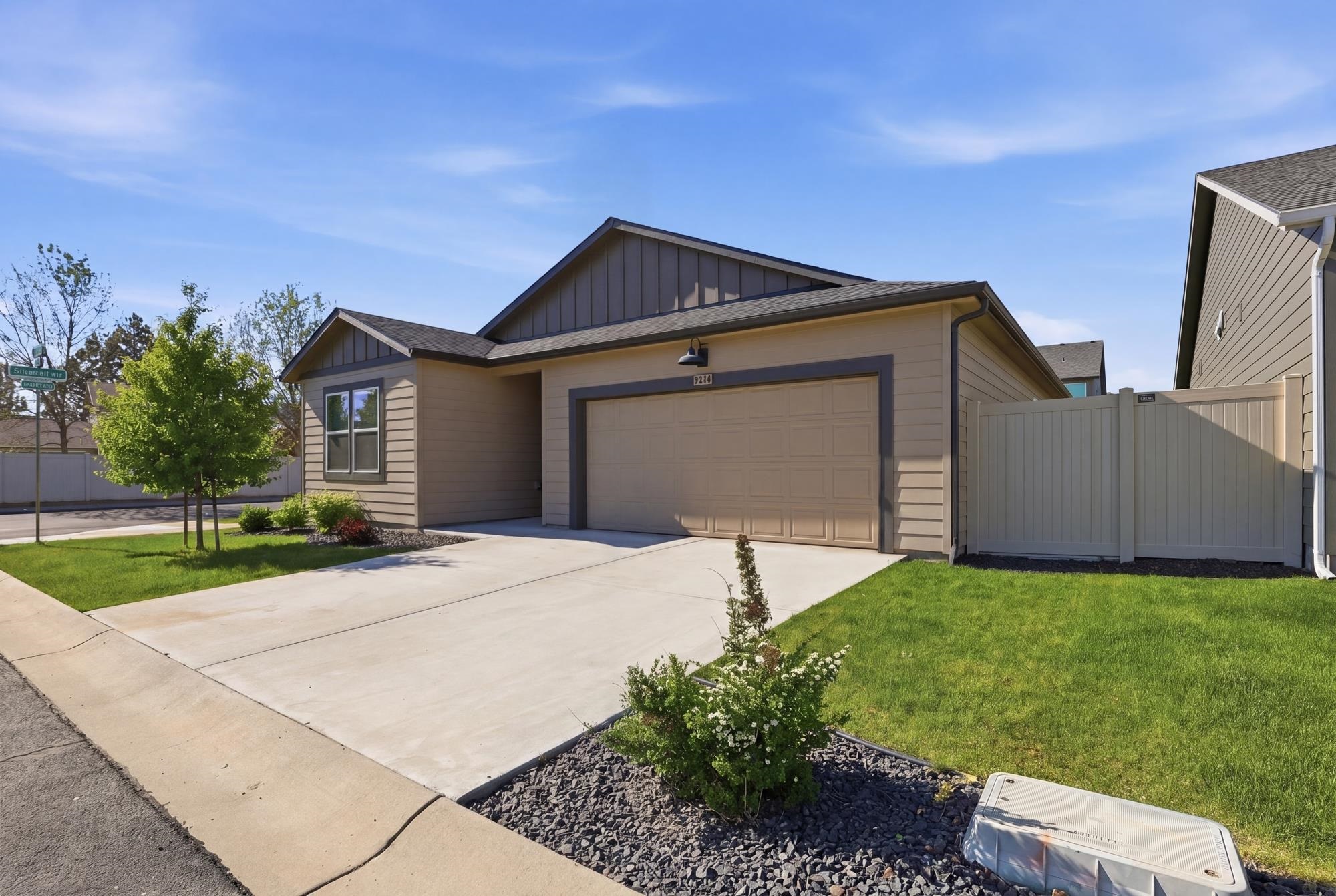 5914 W Georgetown Ln - Photo 3