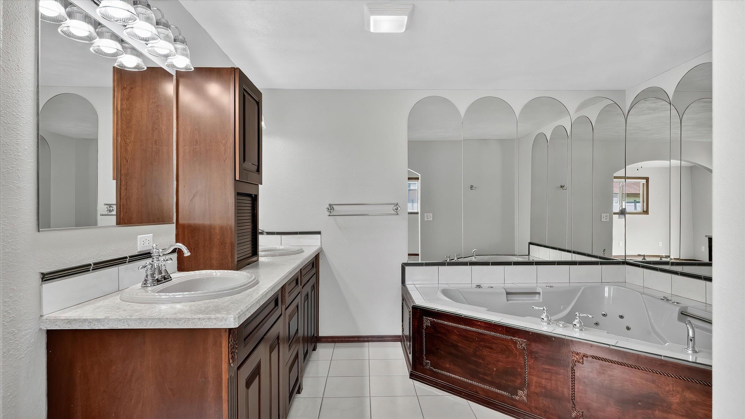 10810 E 35th Ave - Photo 14