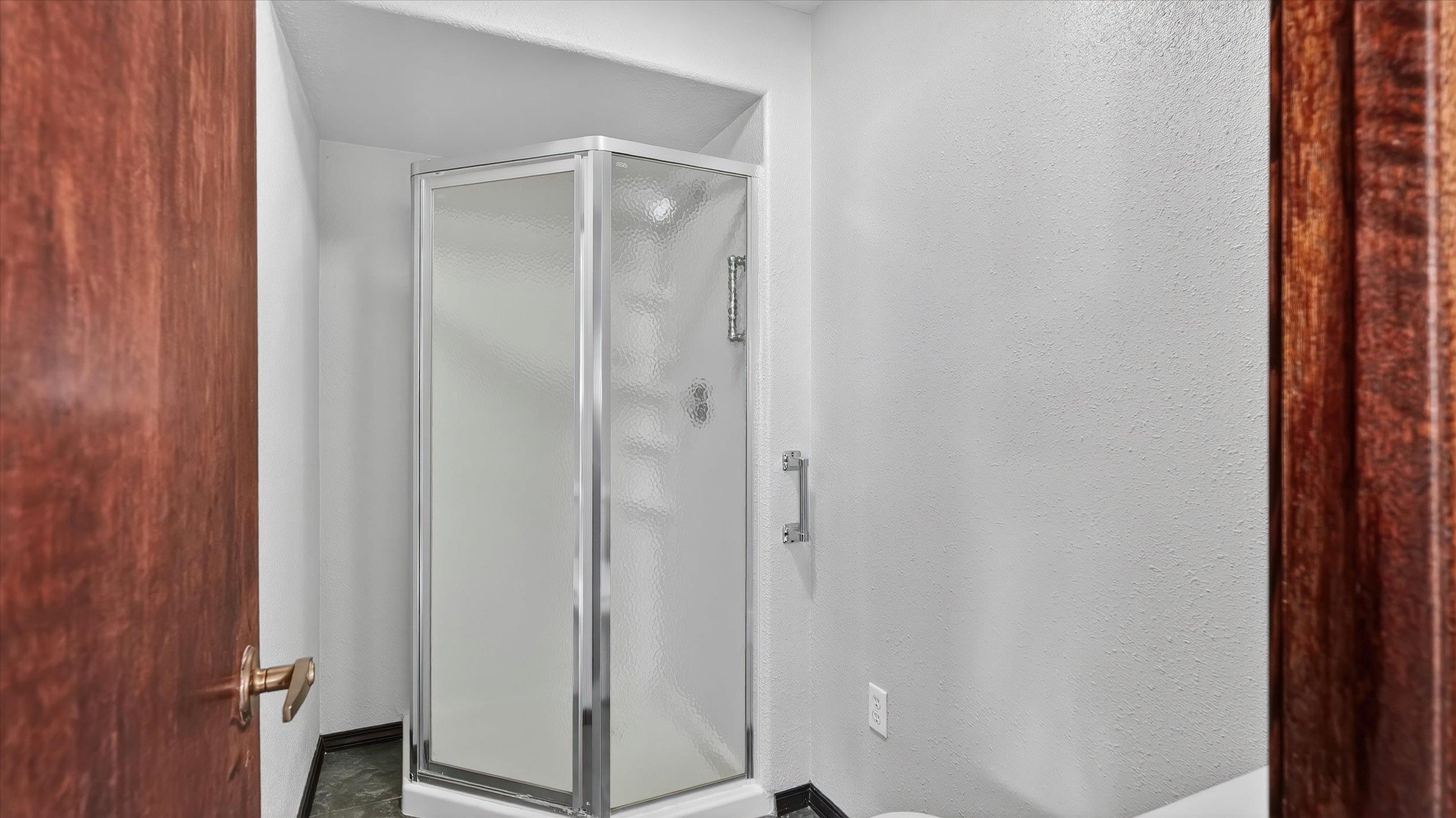 10810 E 35th Ave - Photo 17