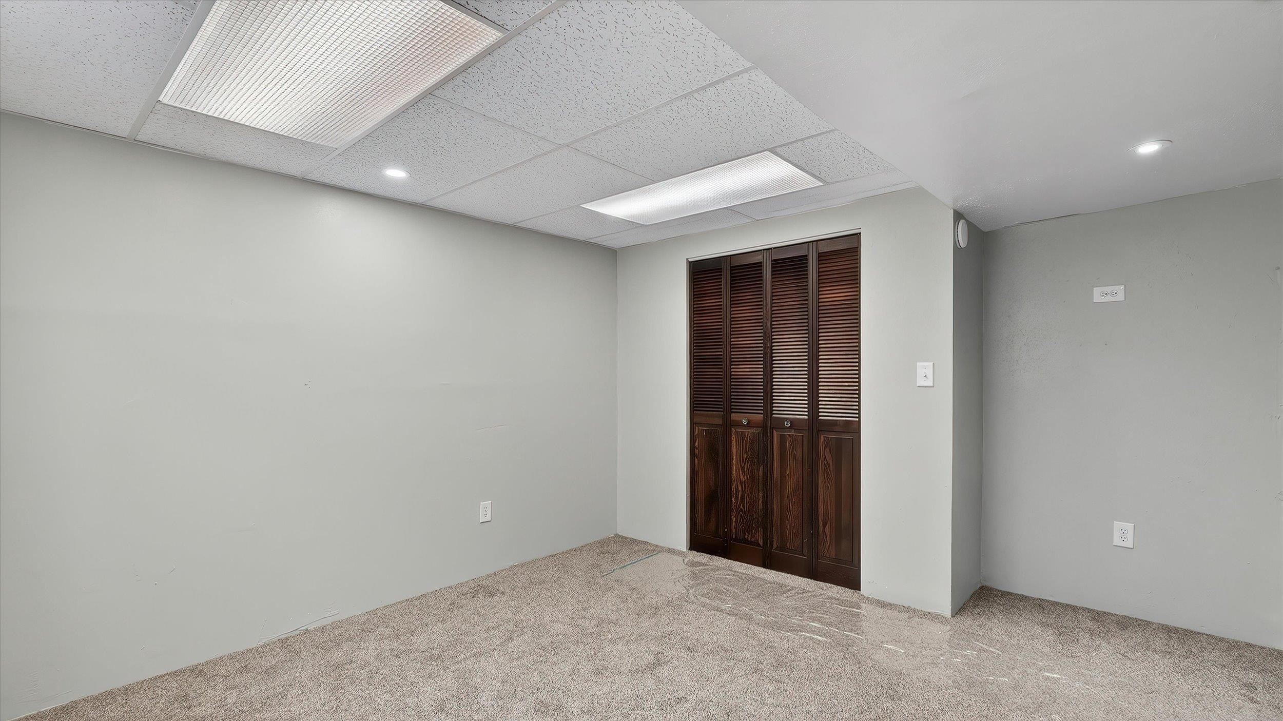 10810 E 35th Ave - Photo 30