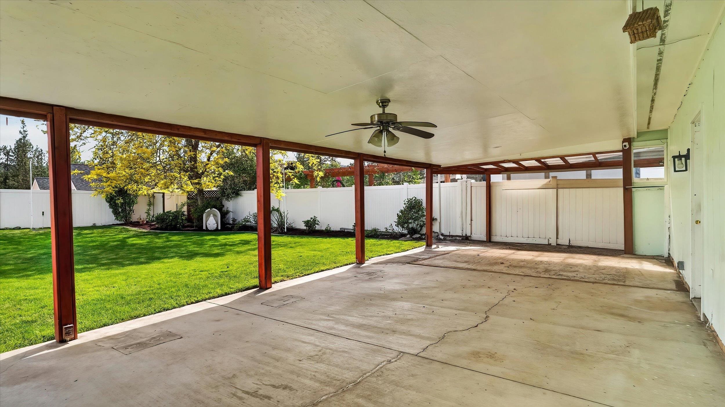 10810 E 35th Ave - Photo 37