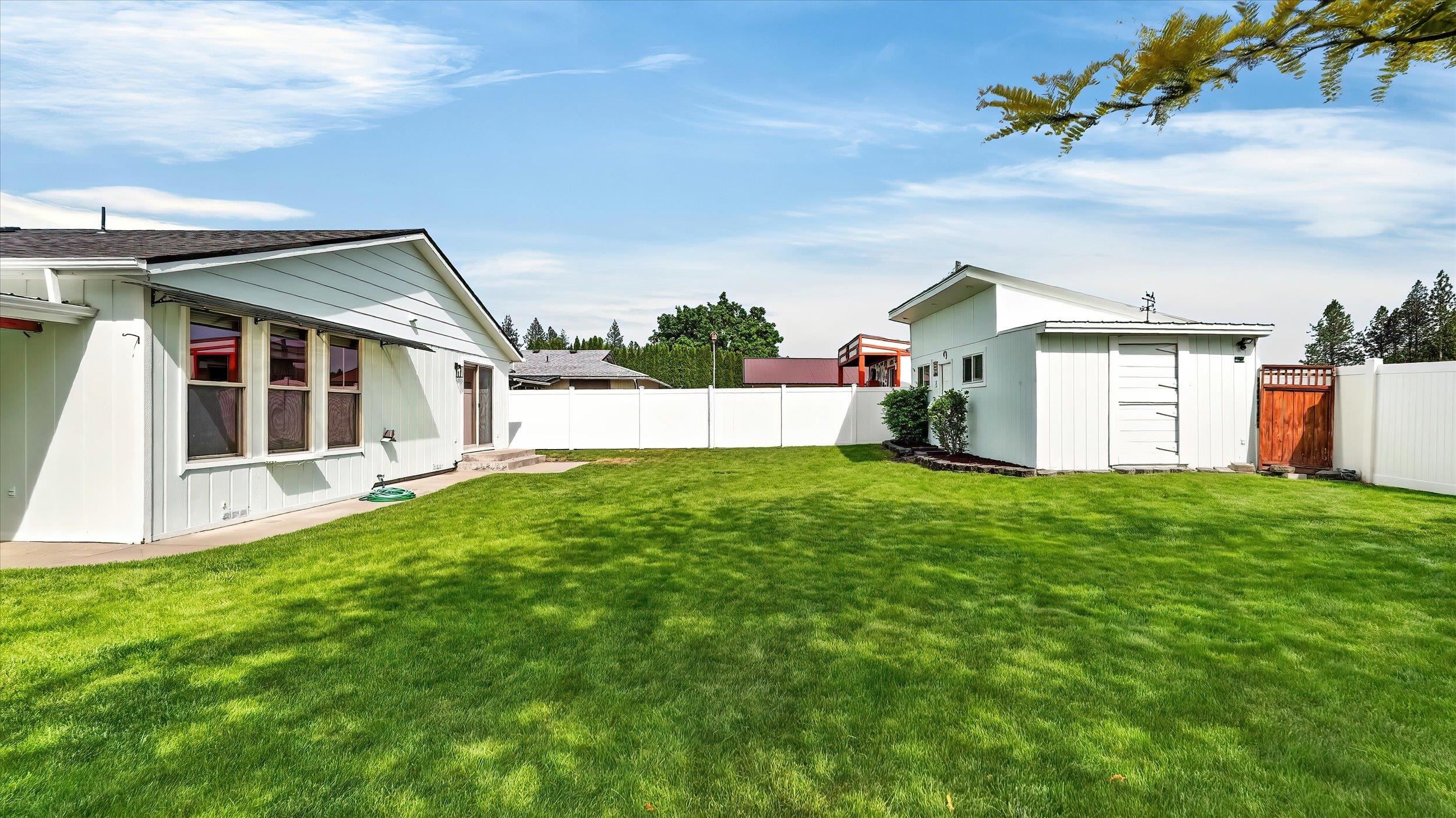 10810 E 35th Ave - Photo 41