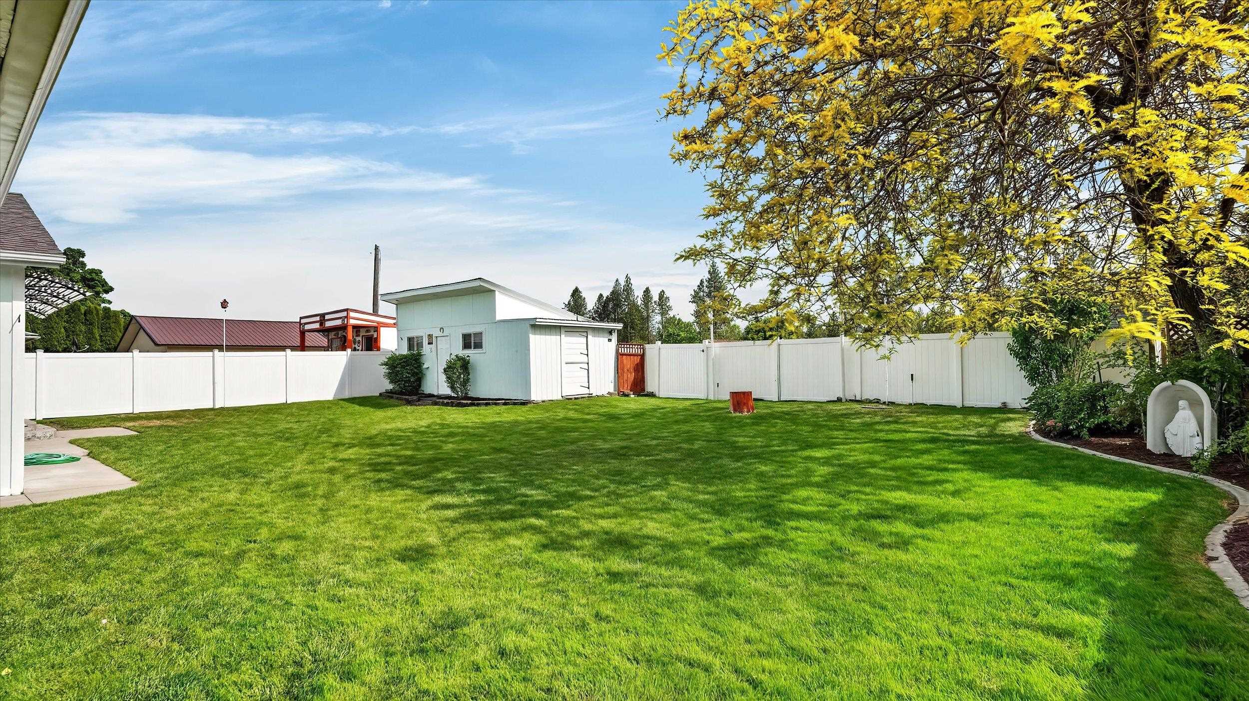 10810 E 35th Ave - Photo 42