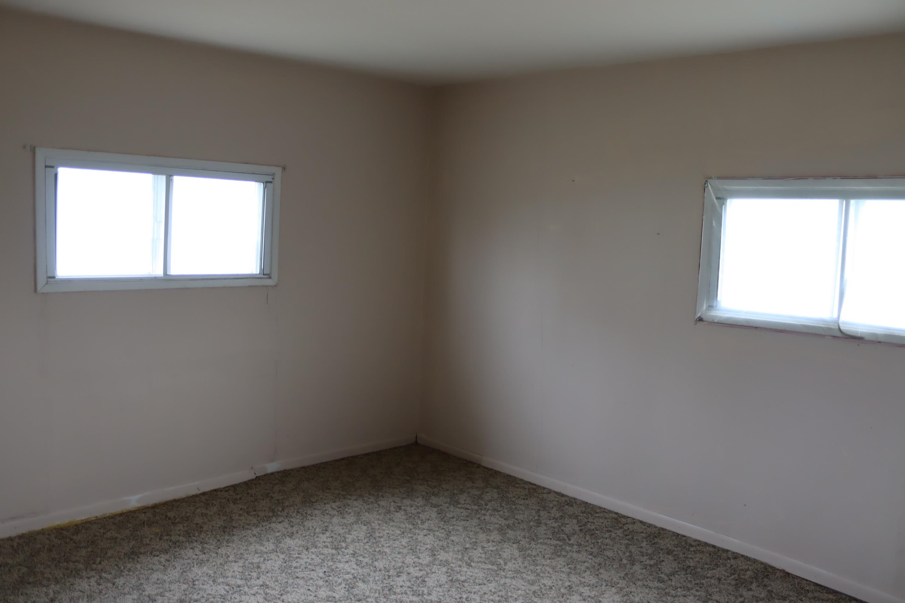 210 NE Foster St - Photo 15