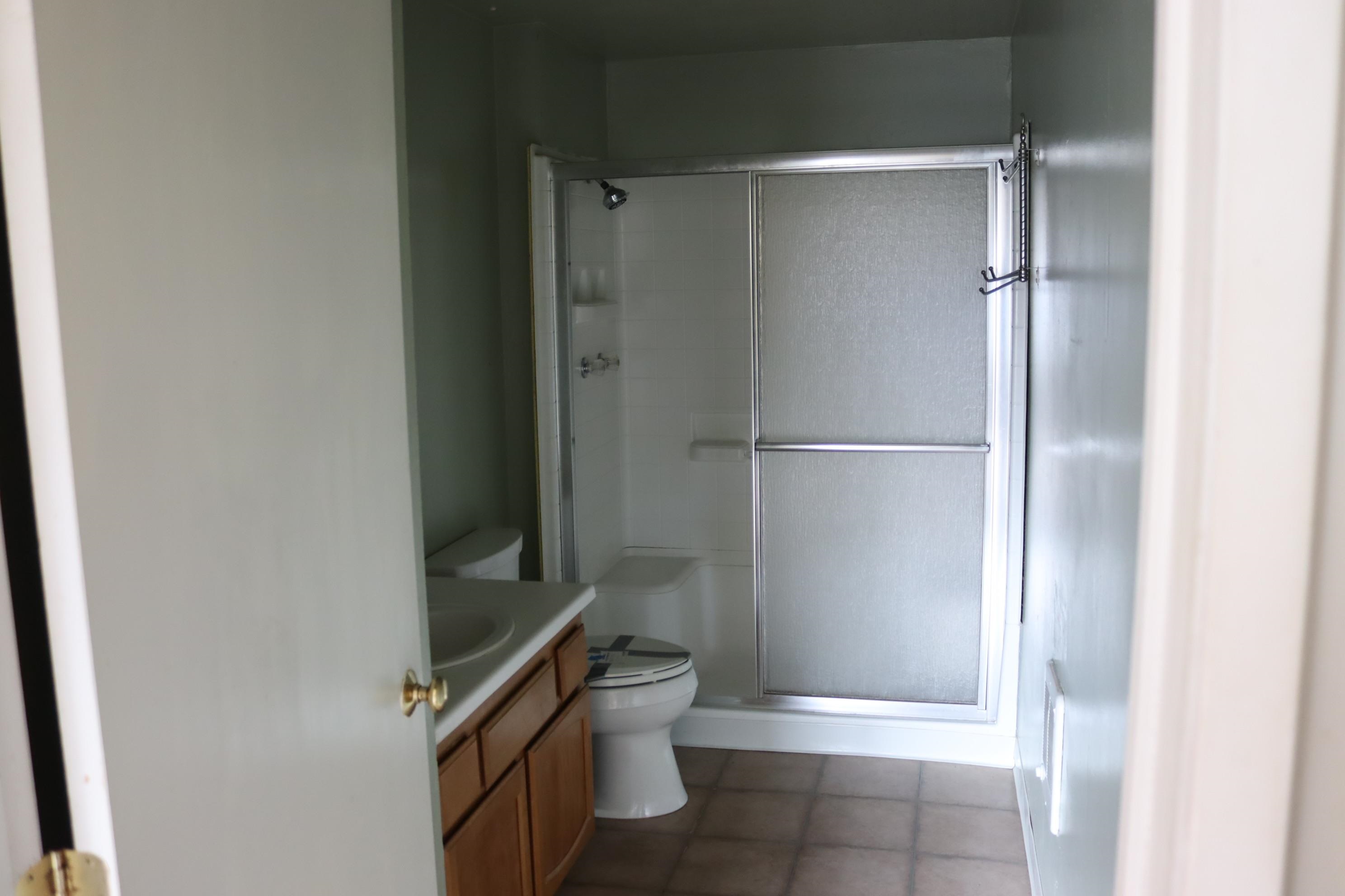 210 NE Foster St - Photo 16