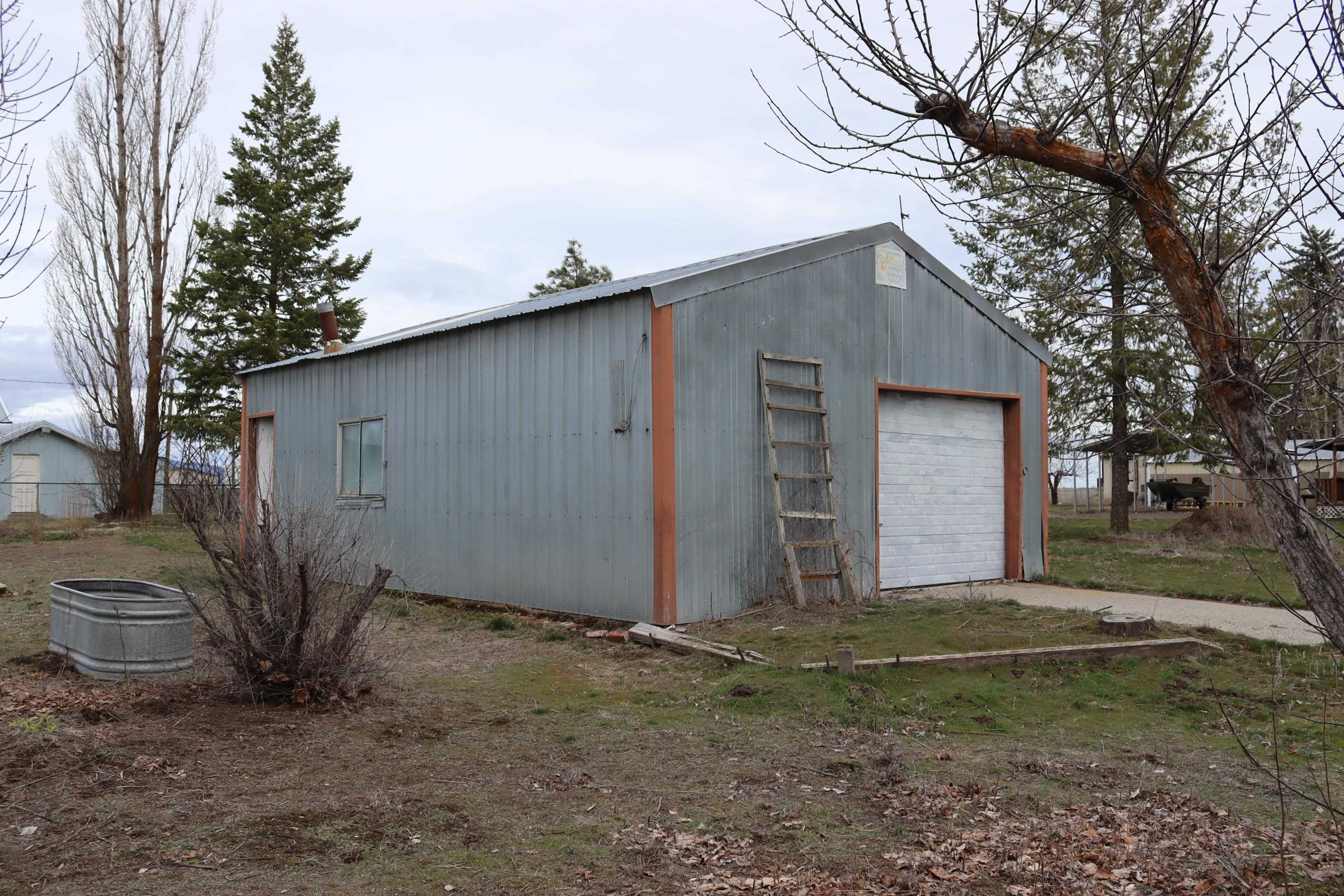 210 NE Foster St - Photo 17