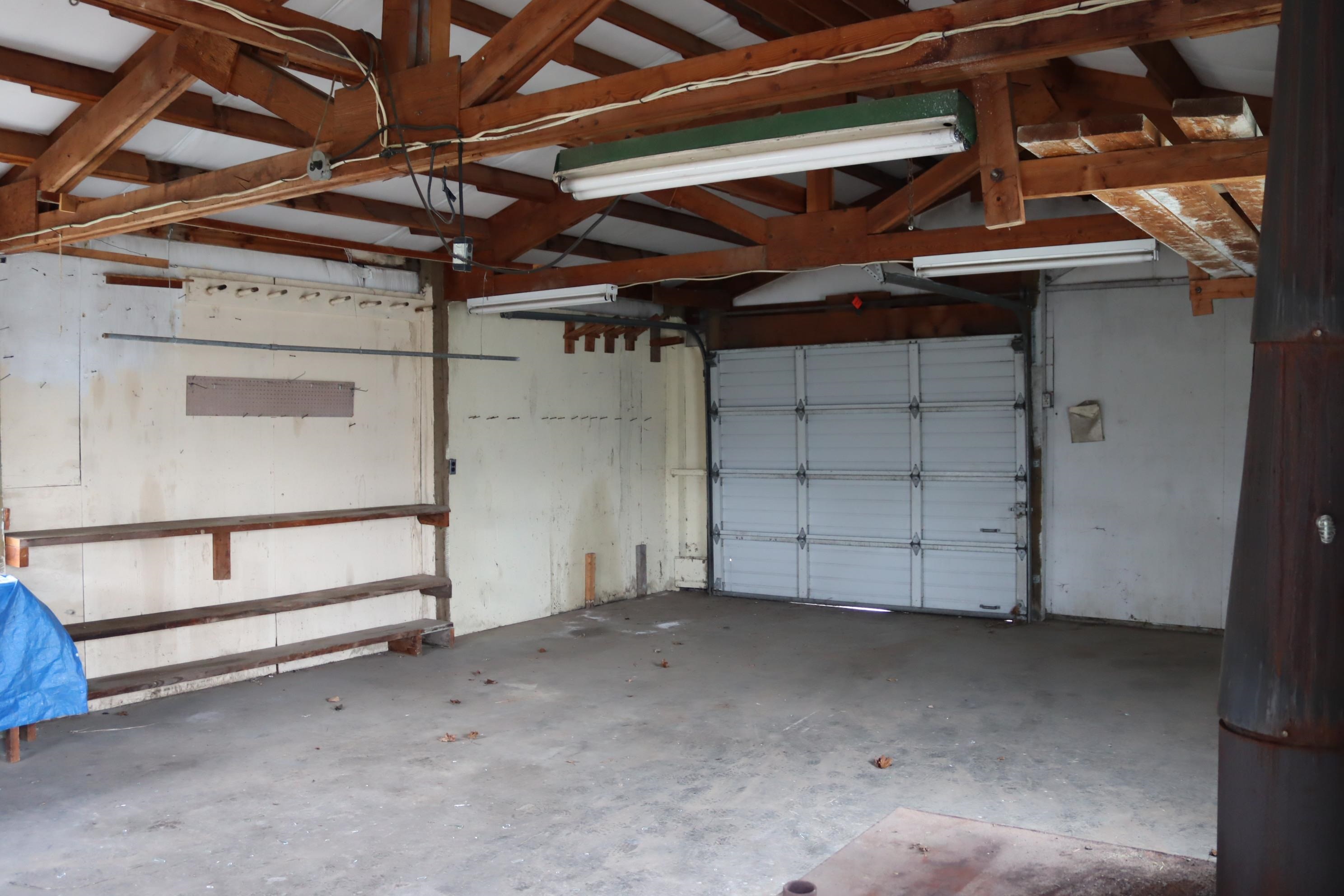 210 NE Foster St - Photo 18