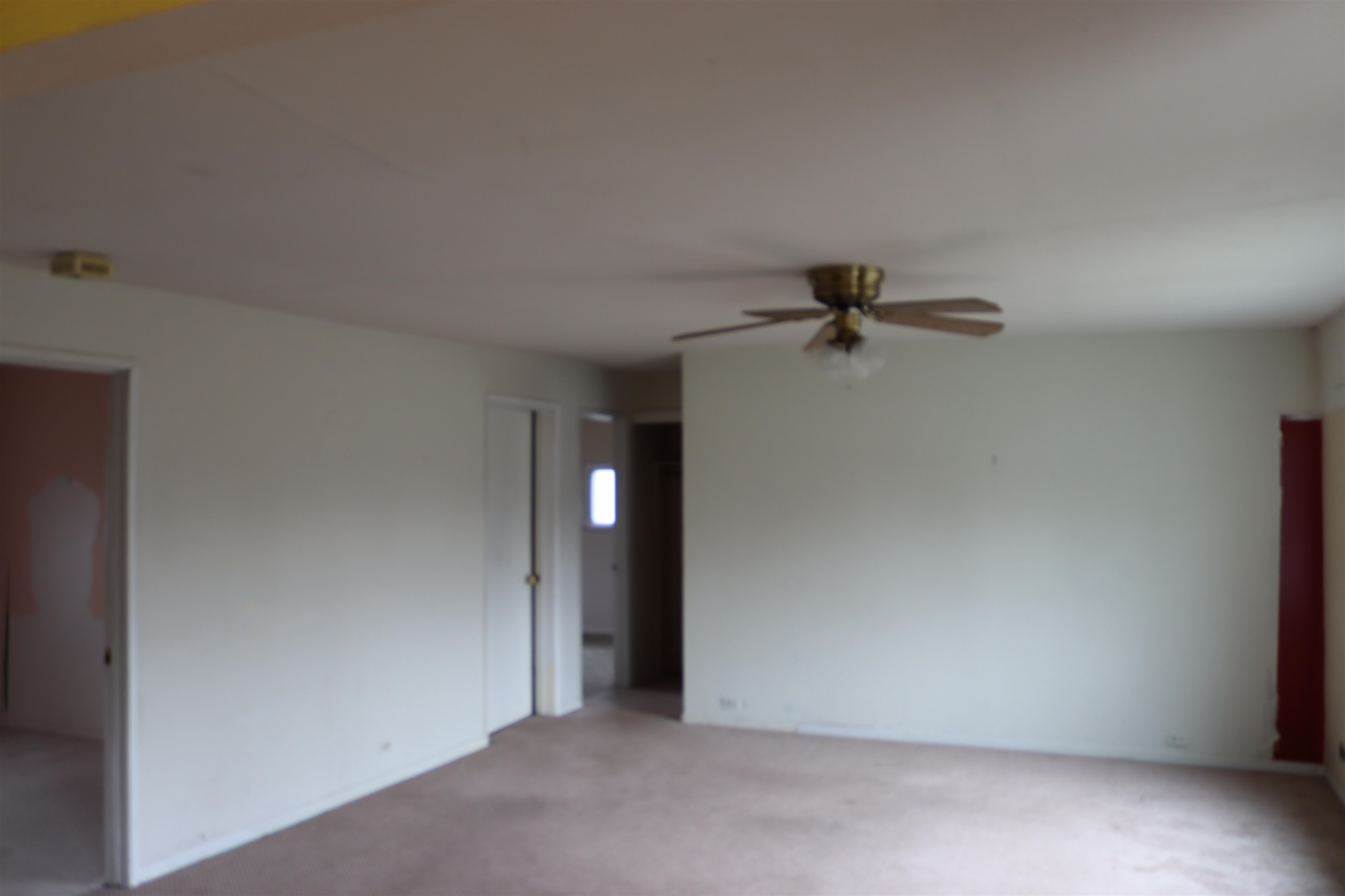 210 NE Foster St - Photo 4