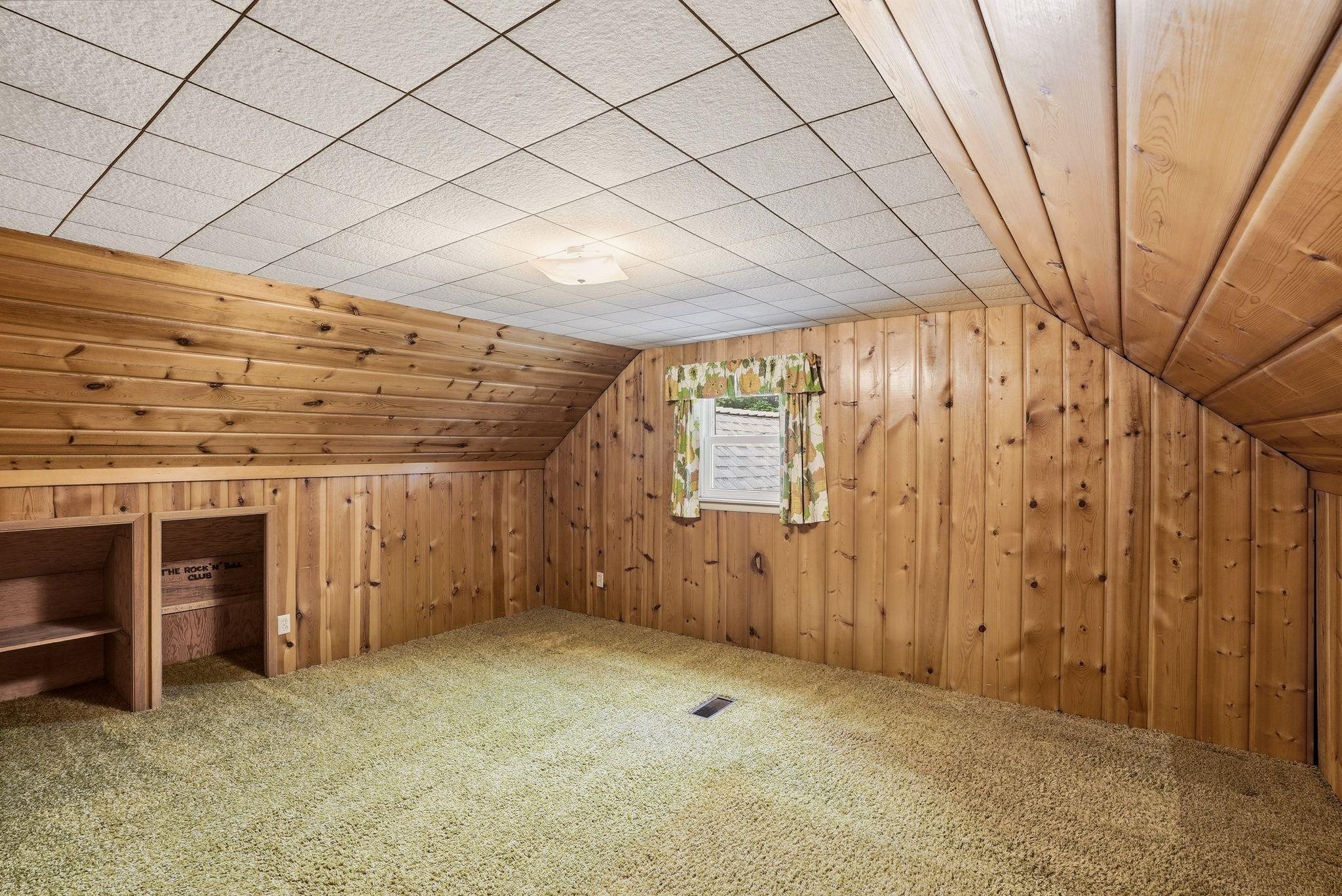 624 E Courtland Ave - Photo 16